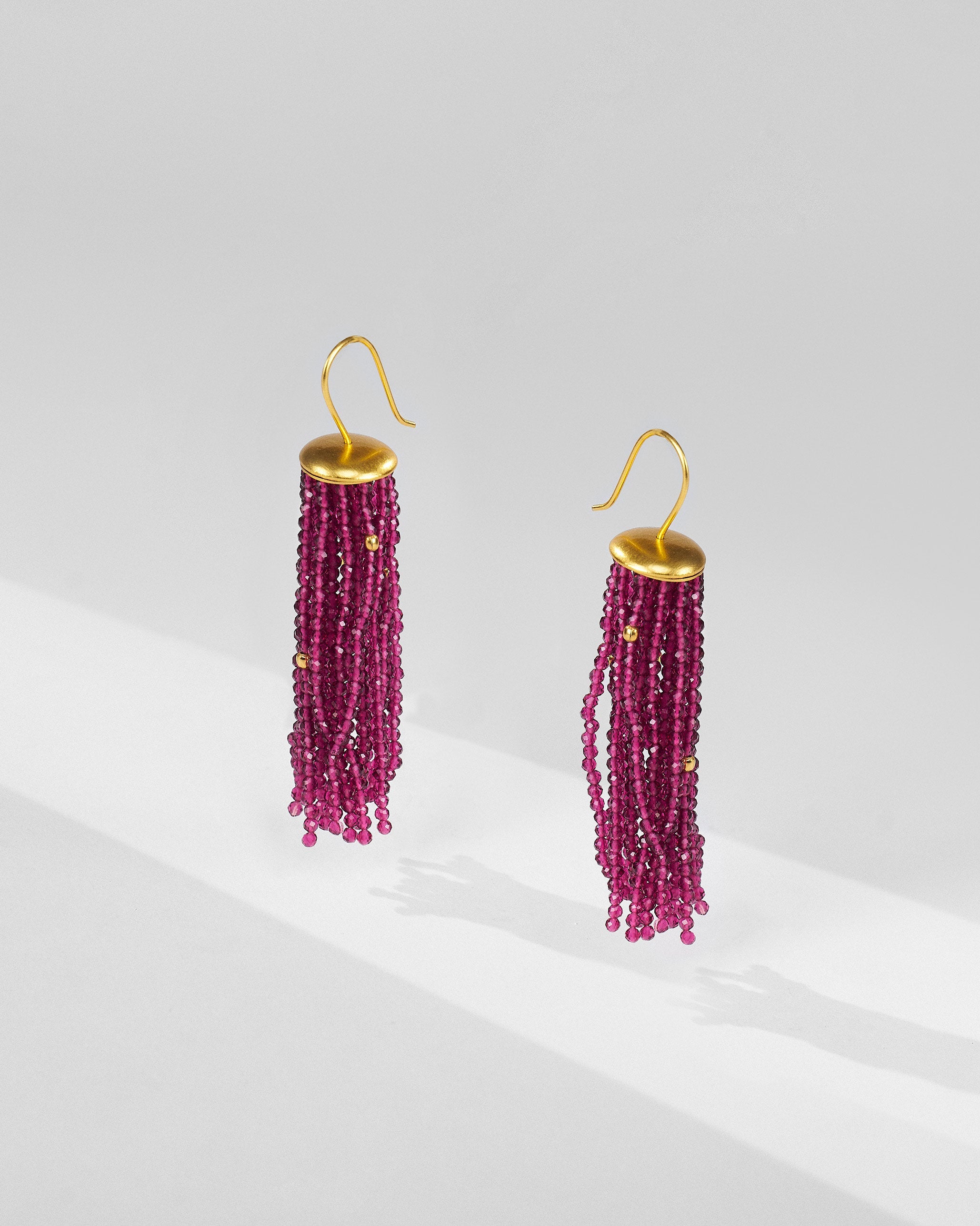 Glass Tassel - Magenta