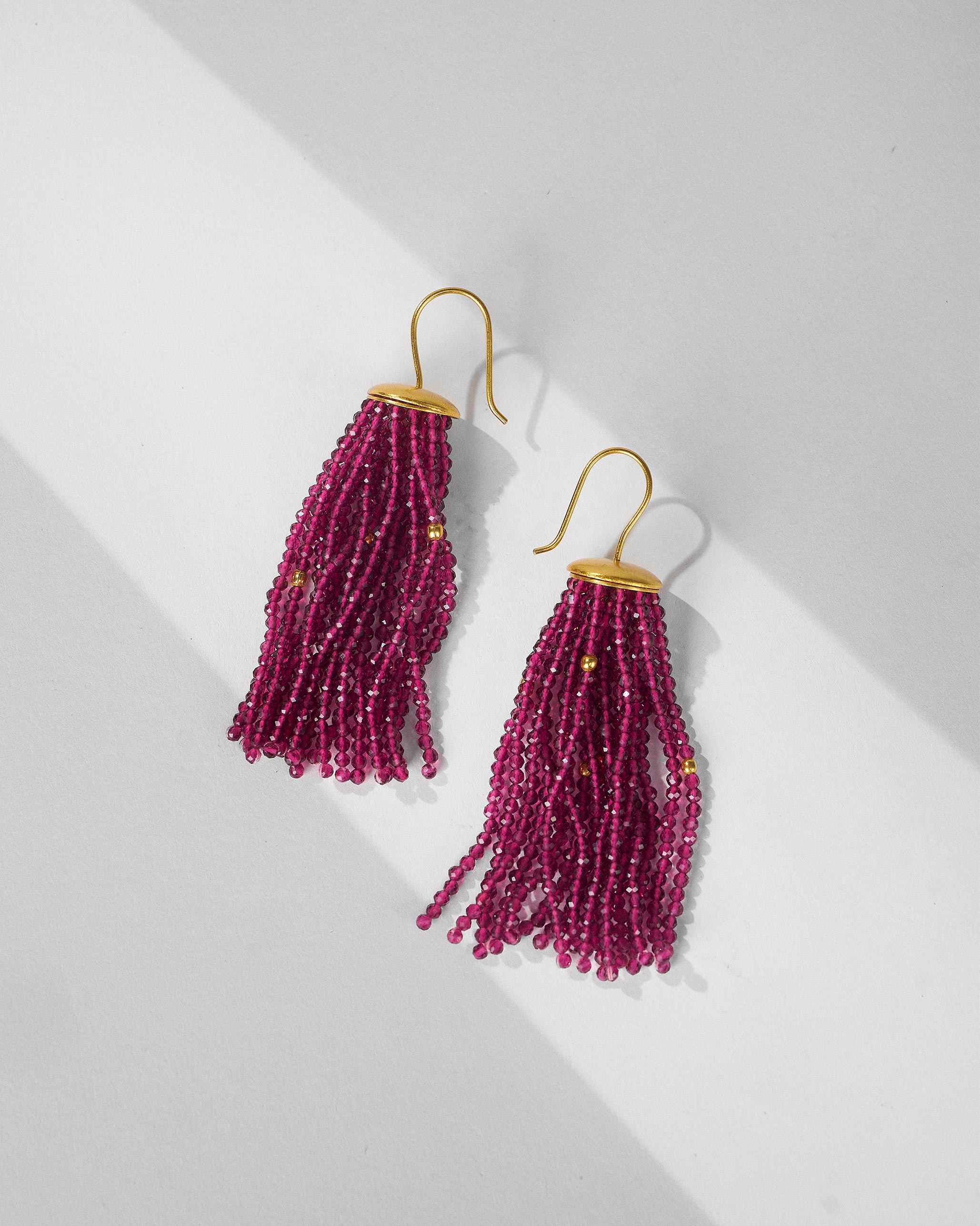 Glass Tassel - Magenta