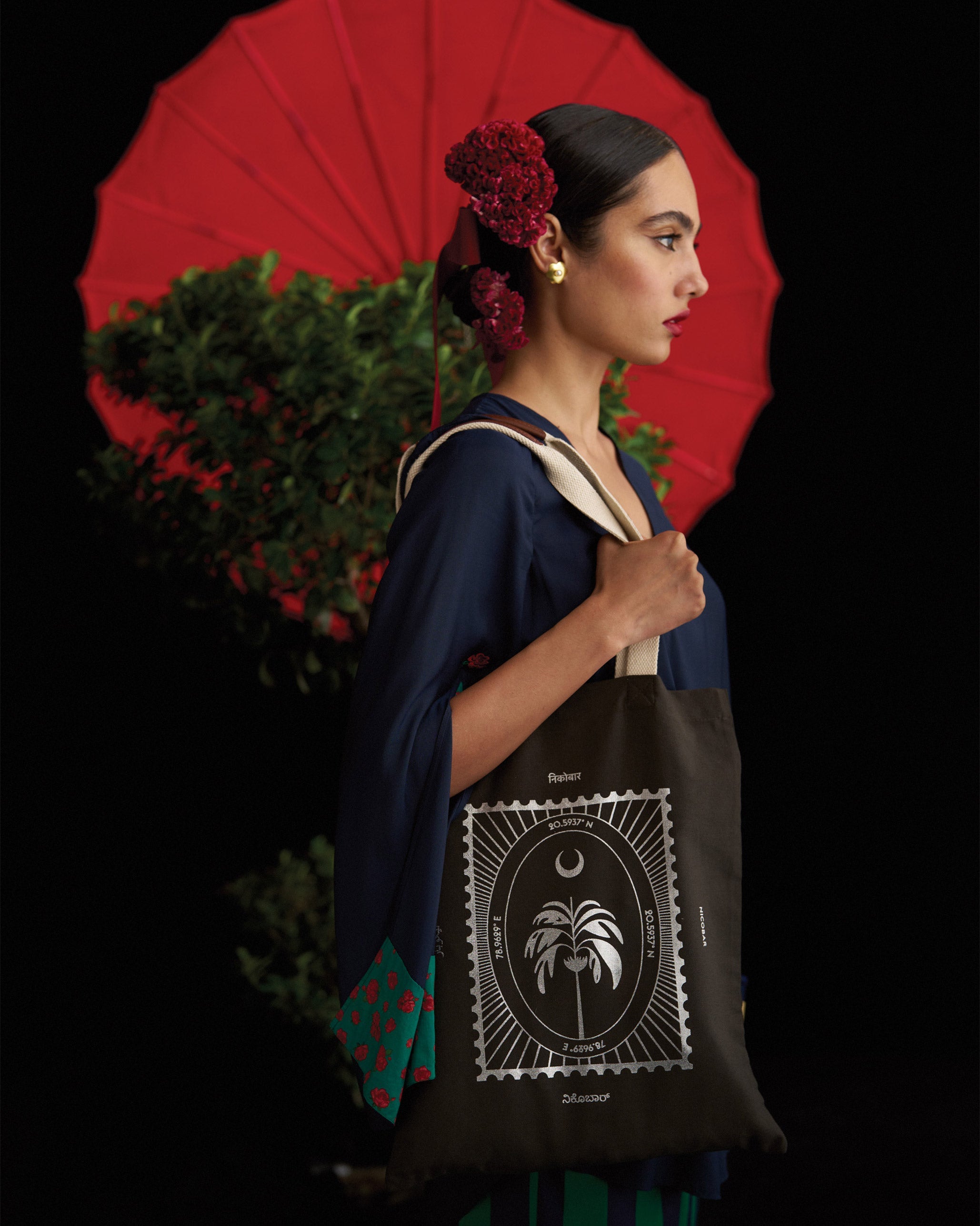 Legacy Tote (Limited Edition)- Charcoal & Silver