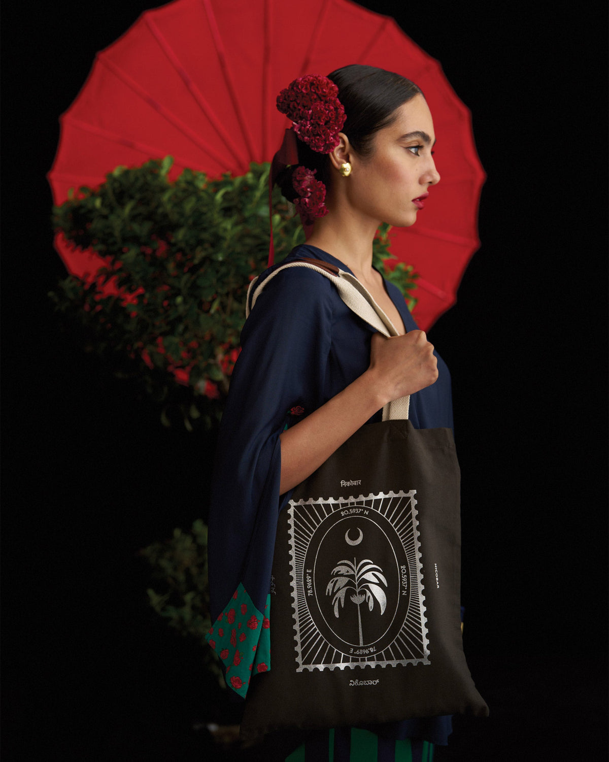 Legacy Tote (Limited Edition)- Charcoal & Silver