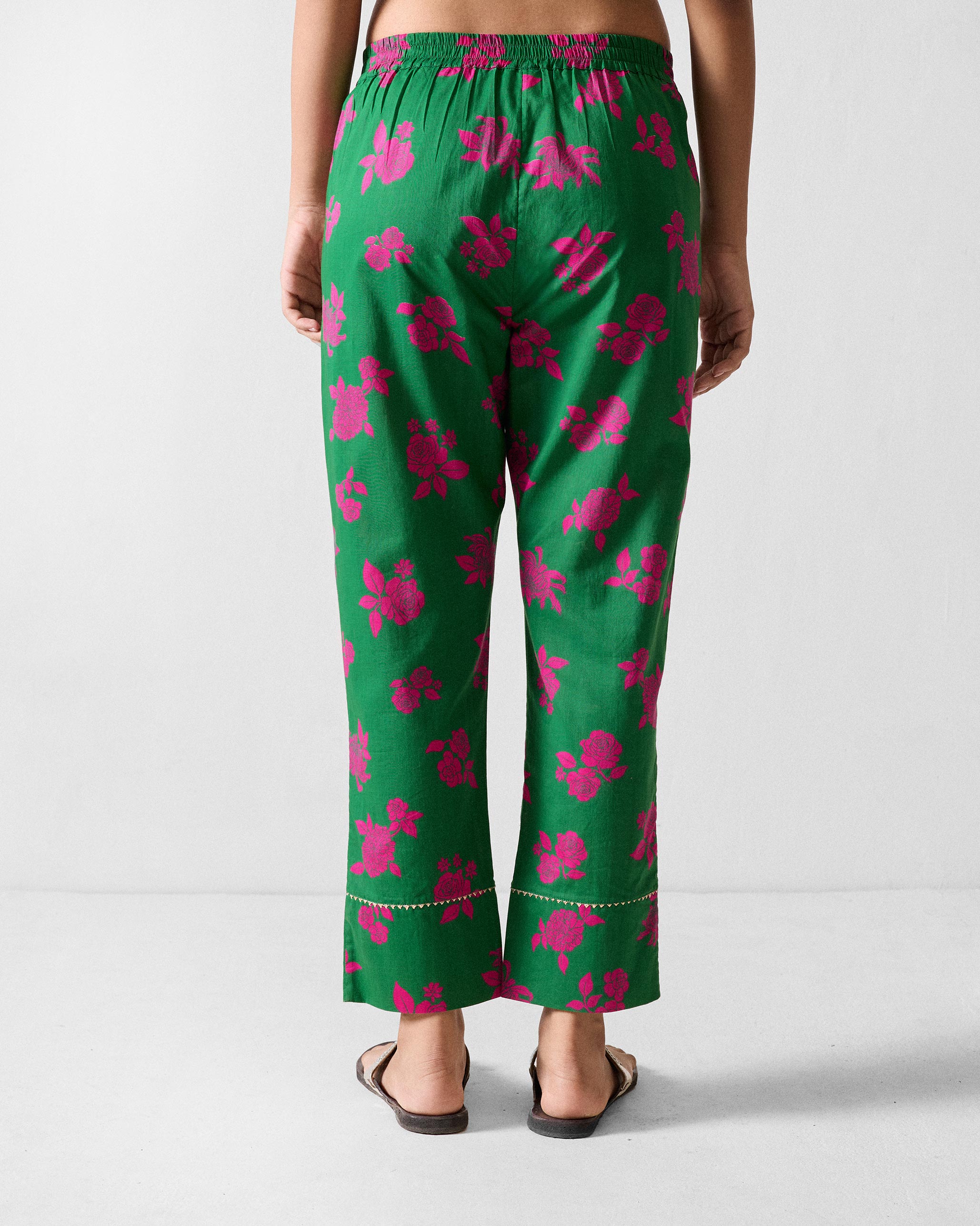 Novel Narrow Pants - Green Printed