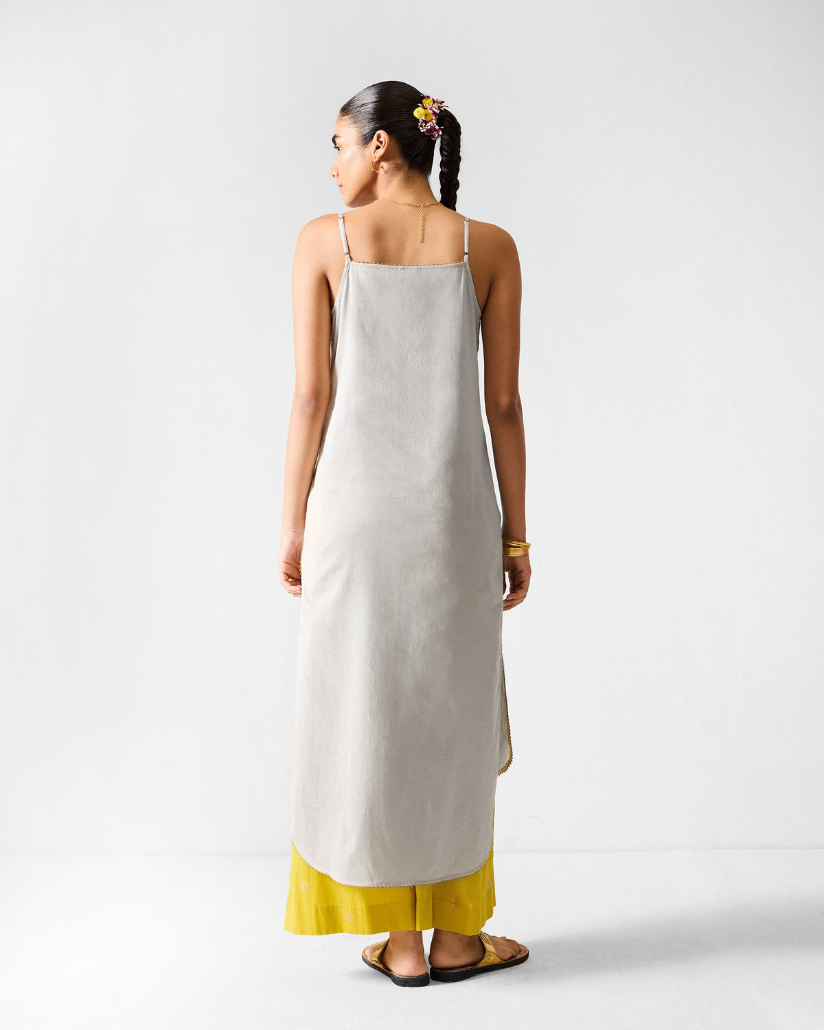 Kumaon Slip - Grey