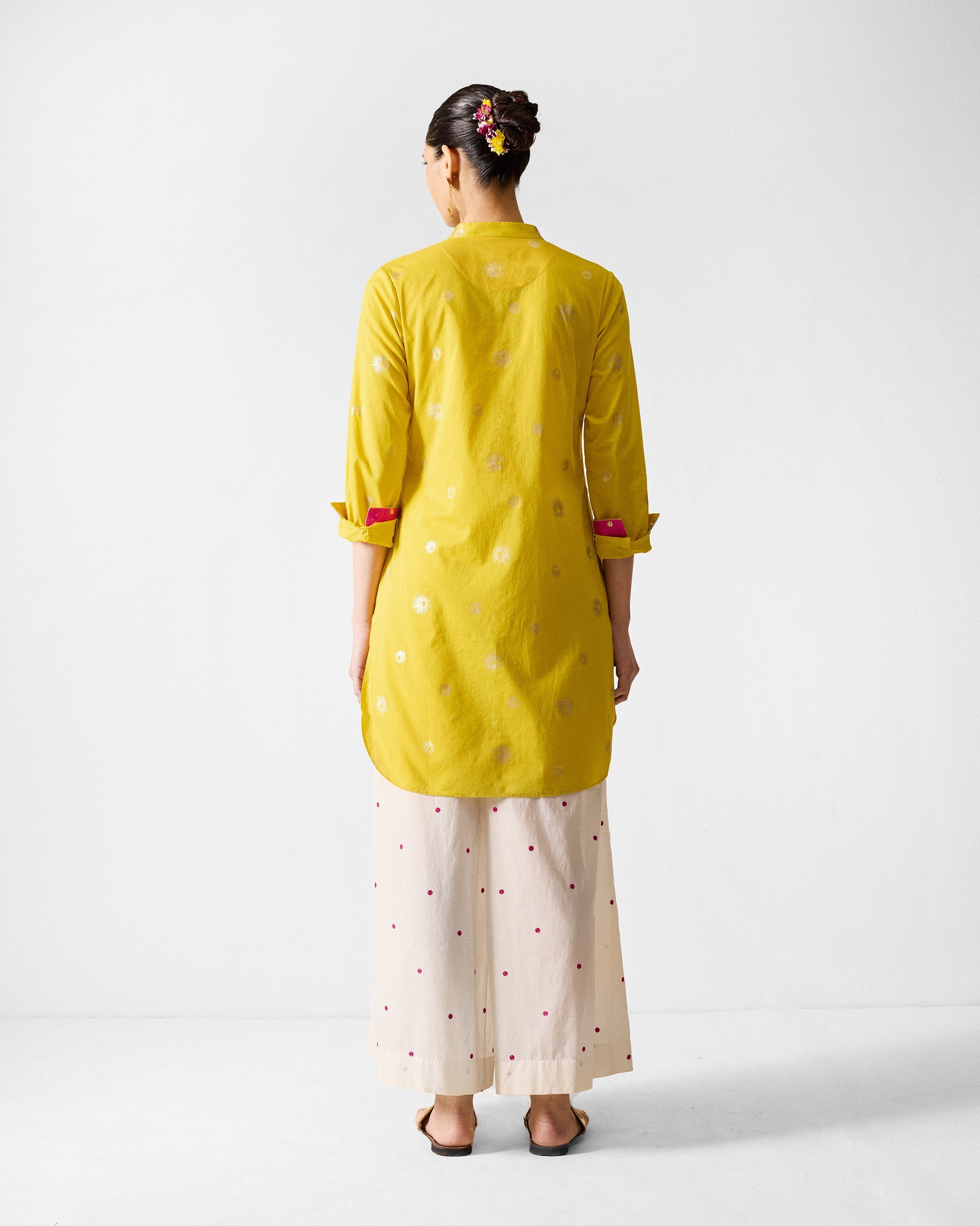 Basic Mid Length Kurta - Chartreuse & Gold Printed