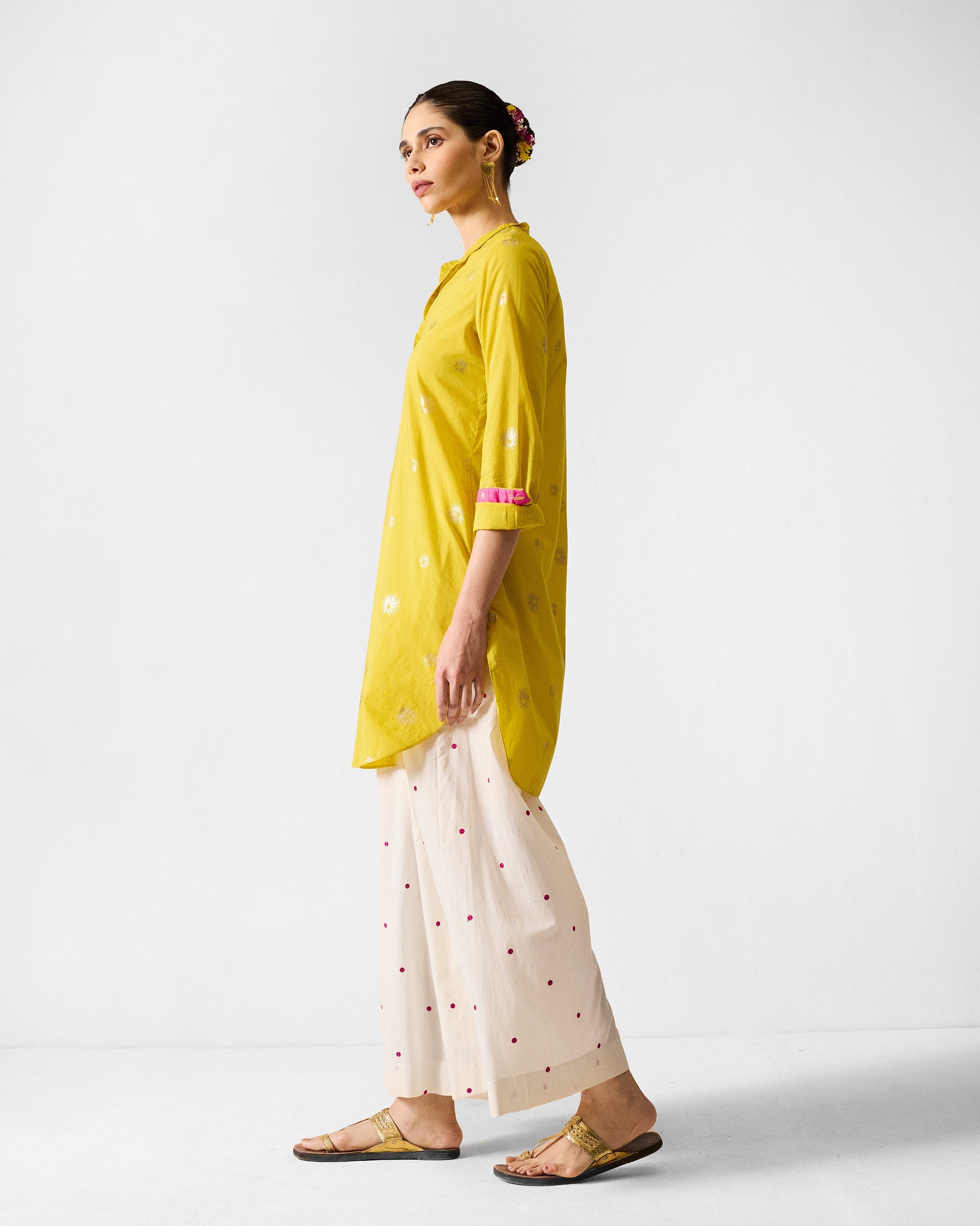 Basic Mid Length Kurta - Chartreuse & Gold Printed