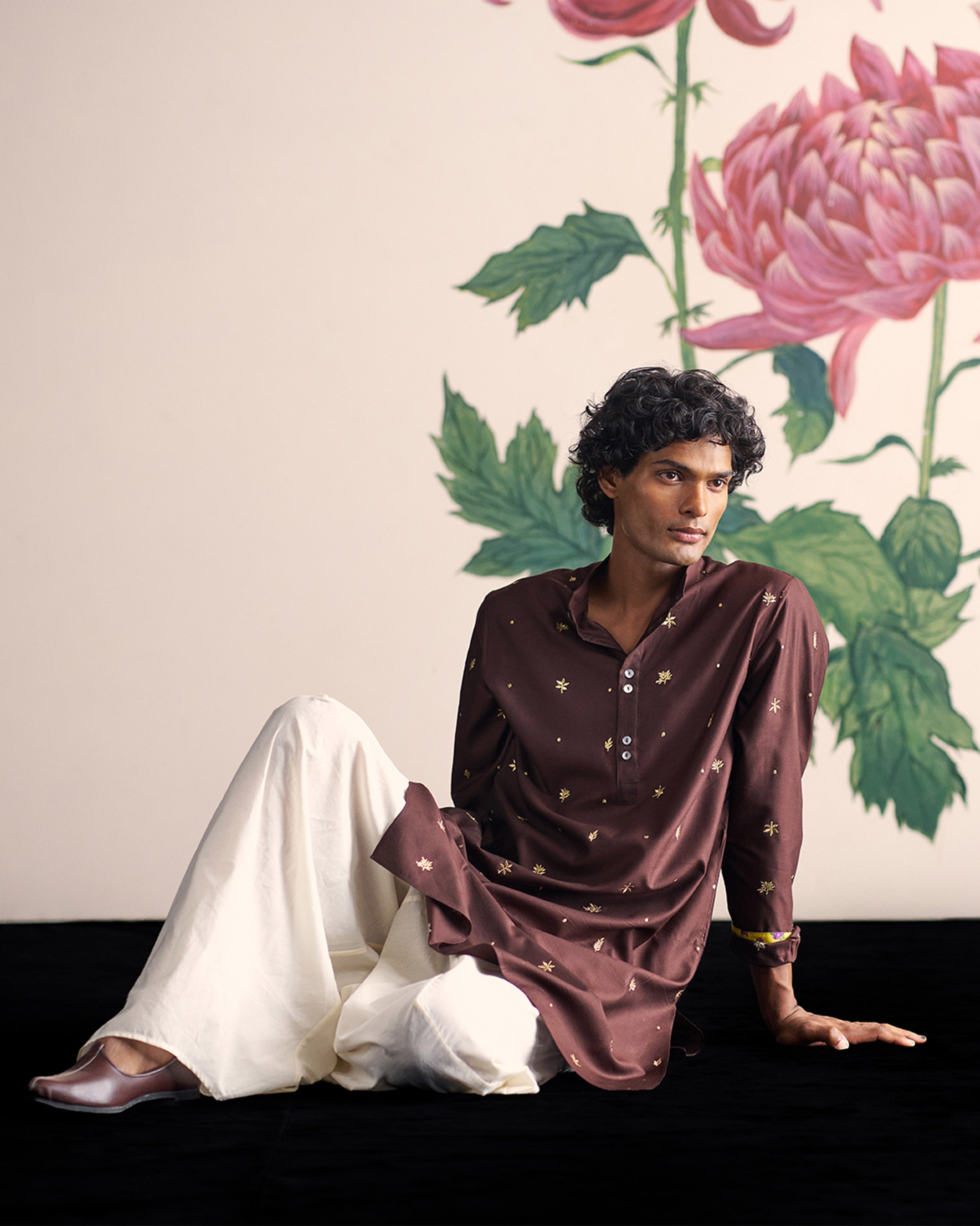 Rey Kurta - Brown Embroidered