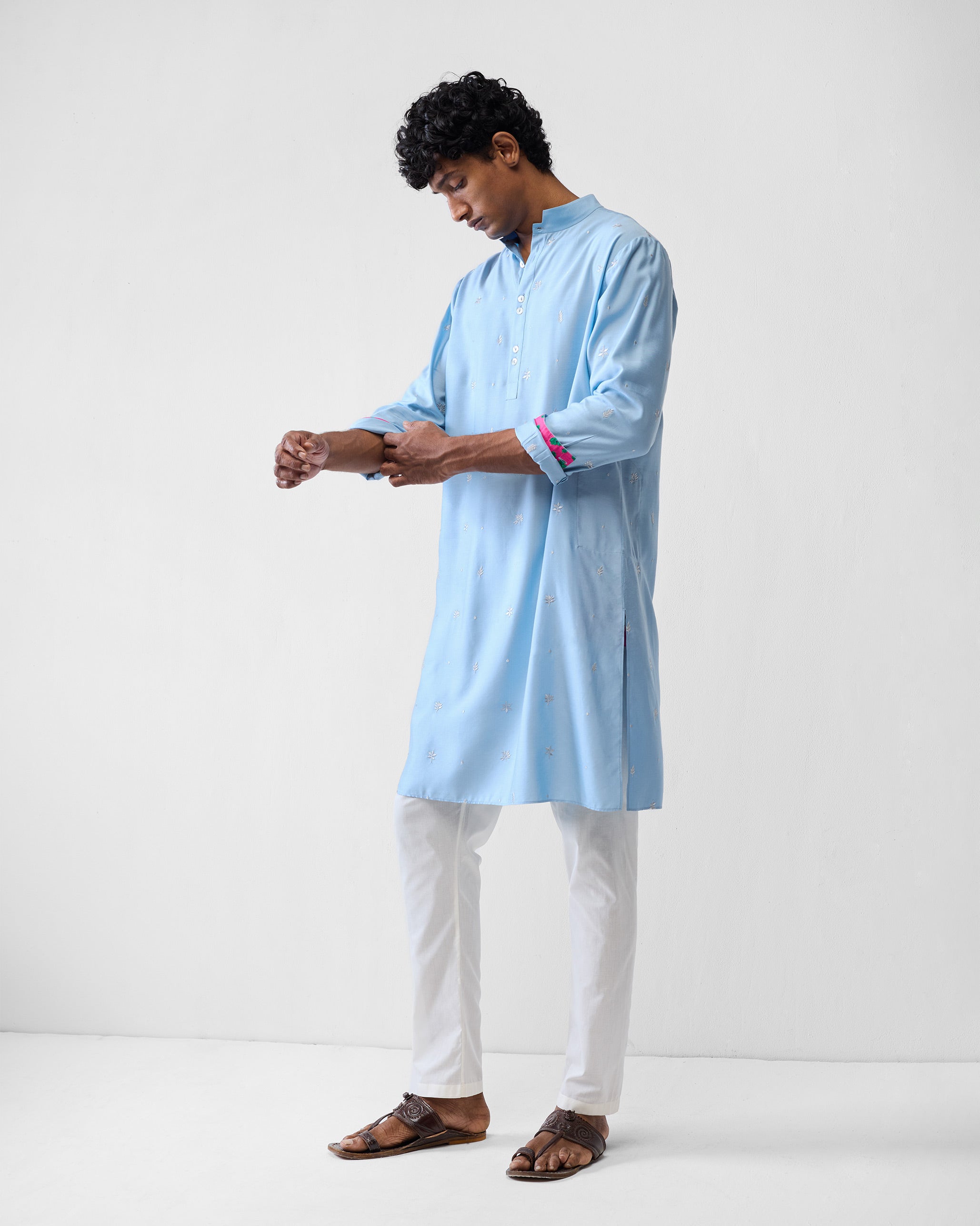 Rey Kurta - Light Blue Embroidered