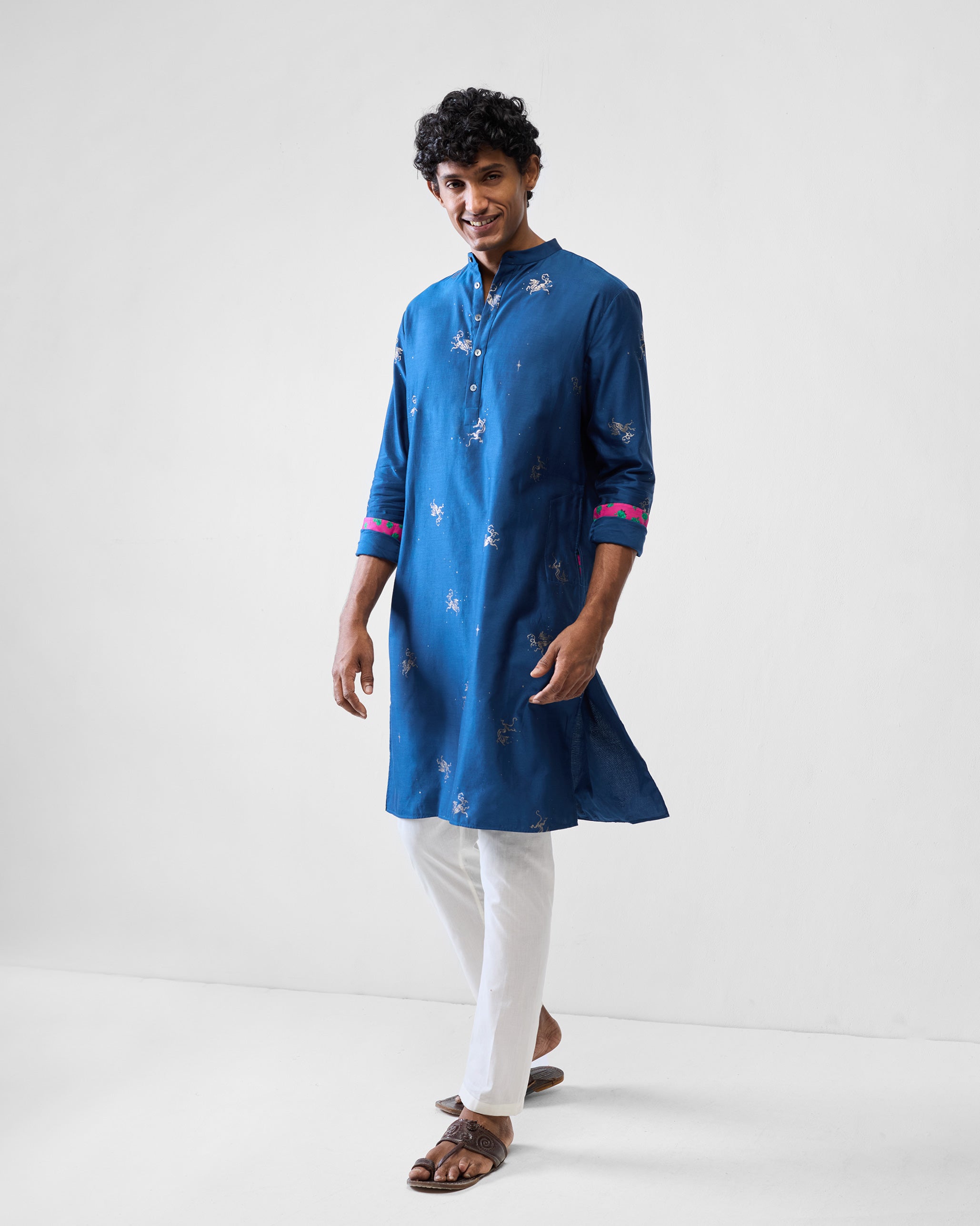 Bageecha Kurta - Navy Printed