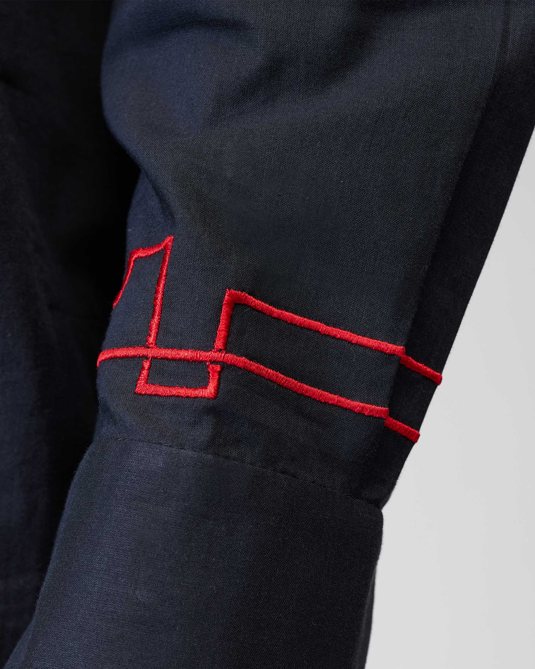 Arrham Kurta - Black Embroidered