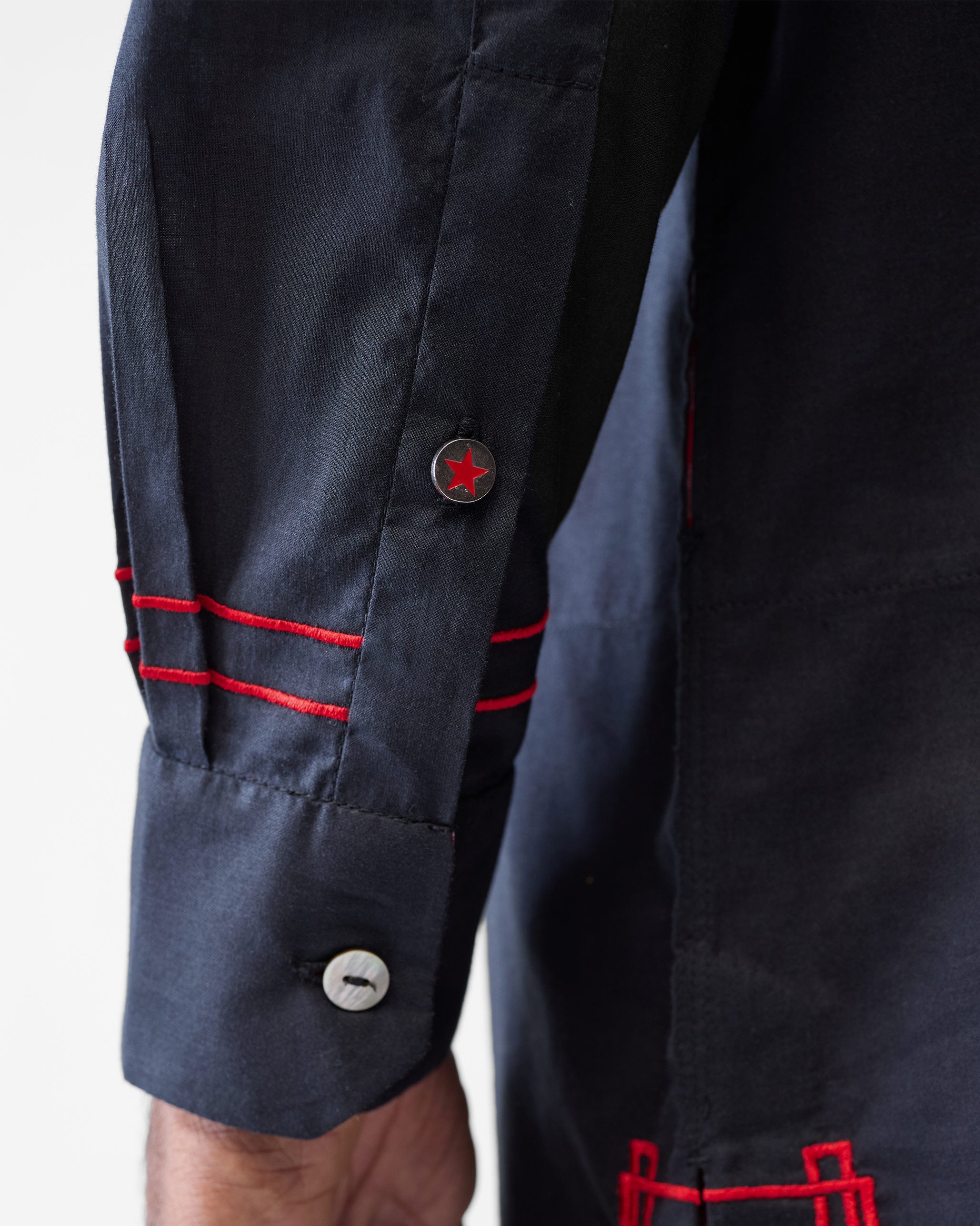 Arrham Kurta - Black Embroidered