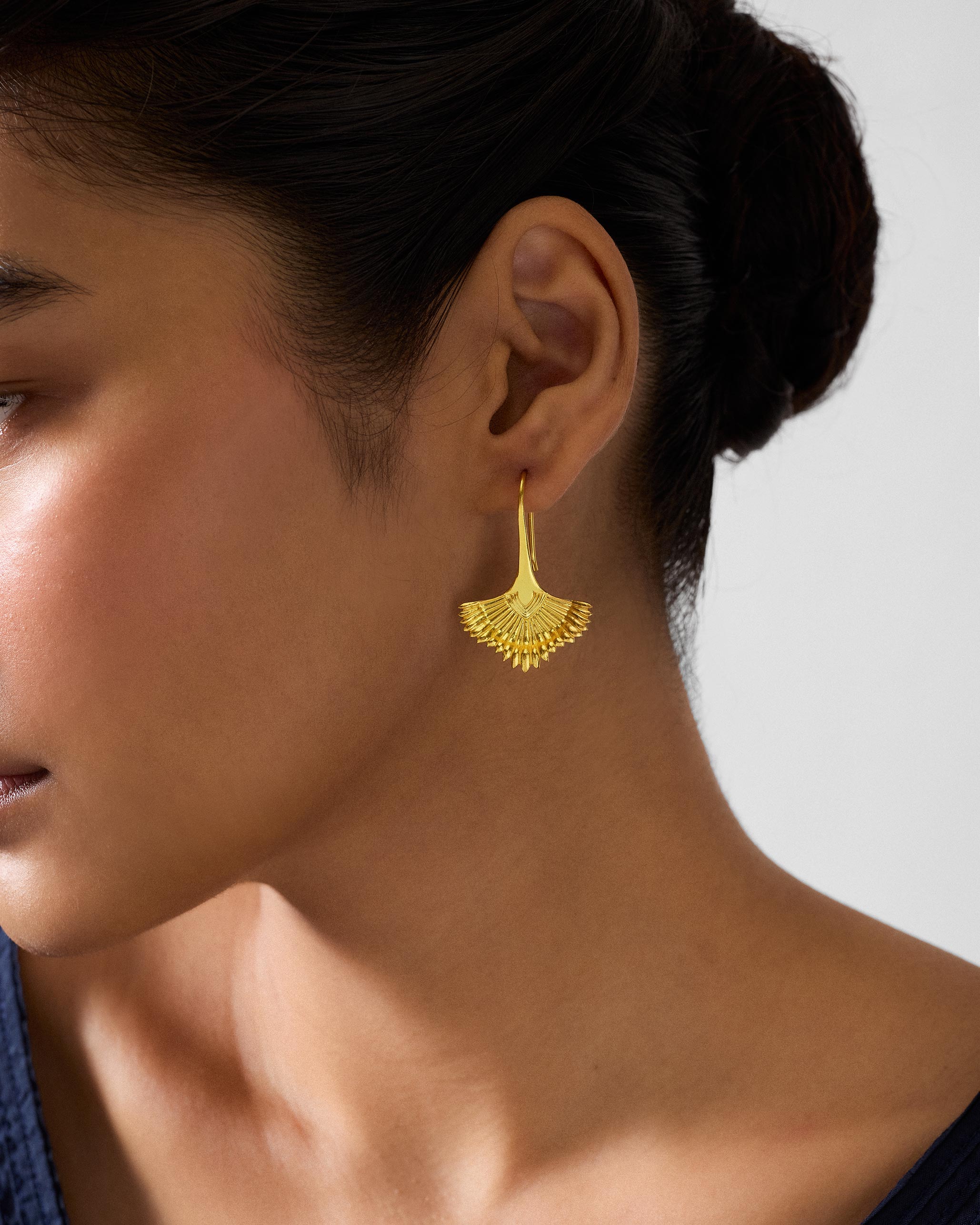 Festive Palm Danglers - Gold