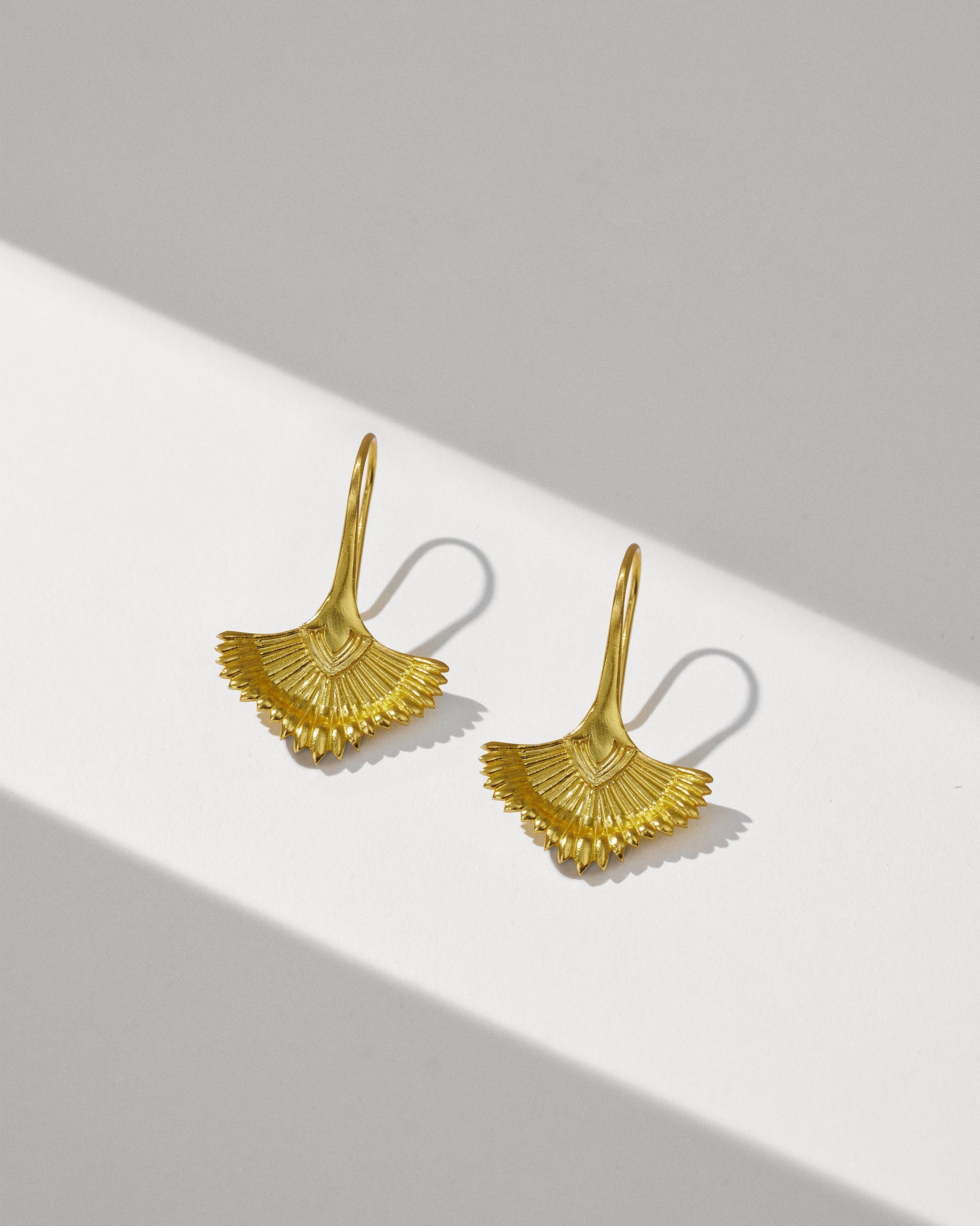 Festive Palm Danglers - Gold