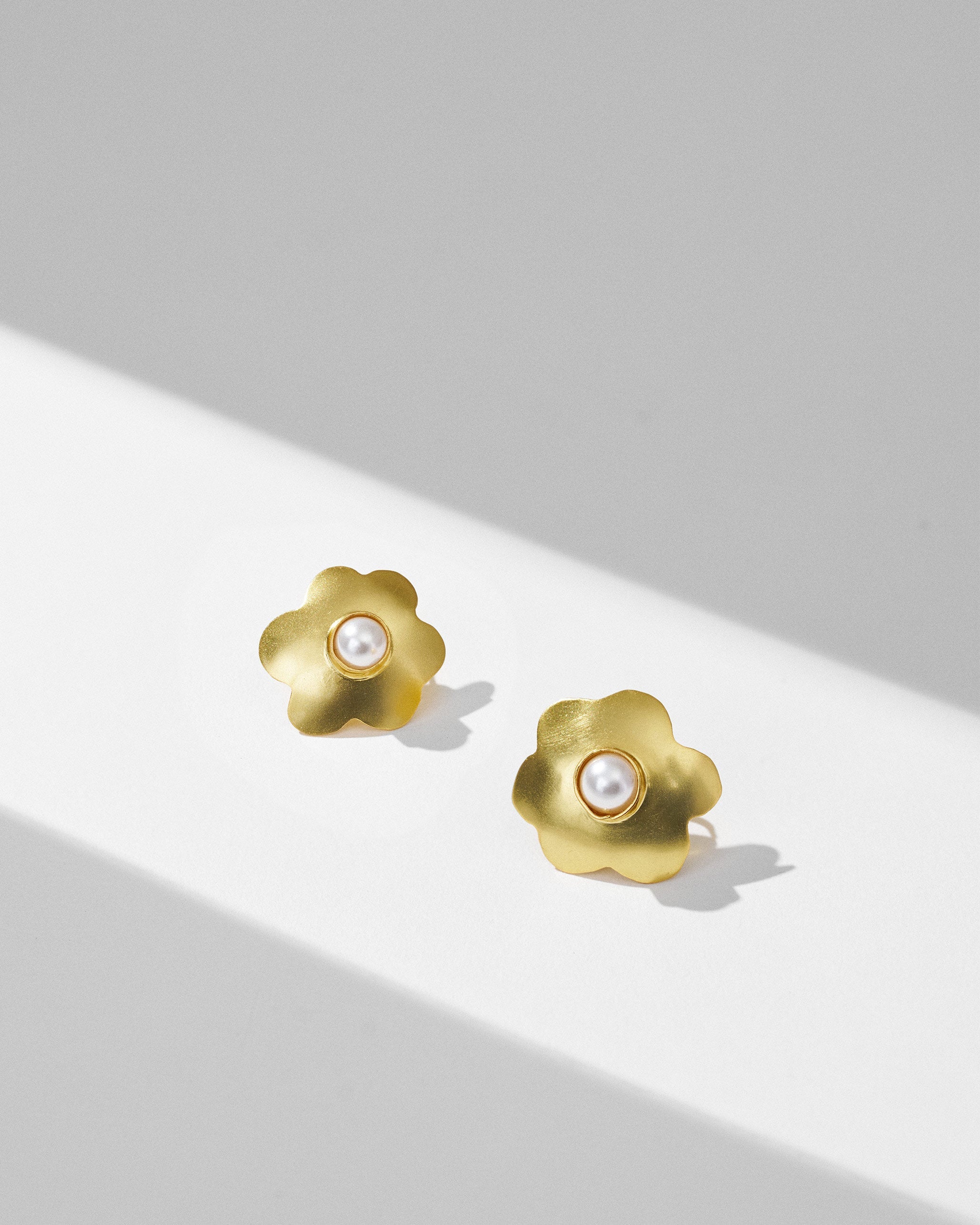 Micro Love Studs - Gold