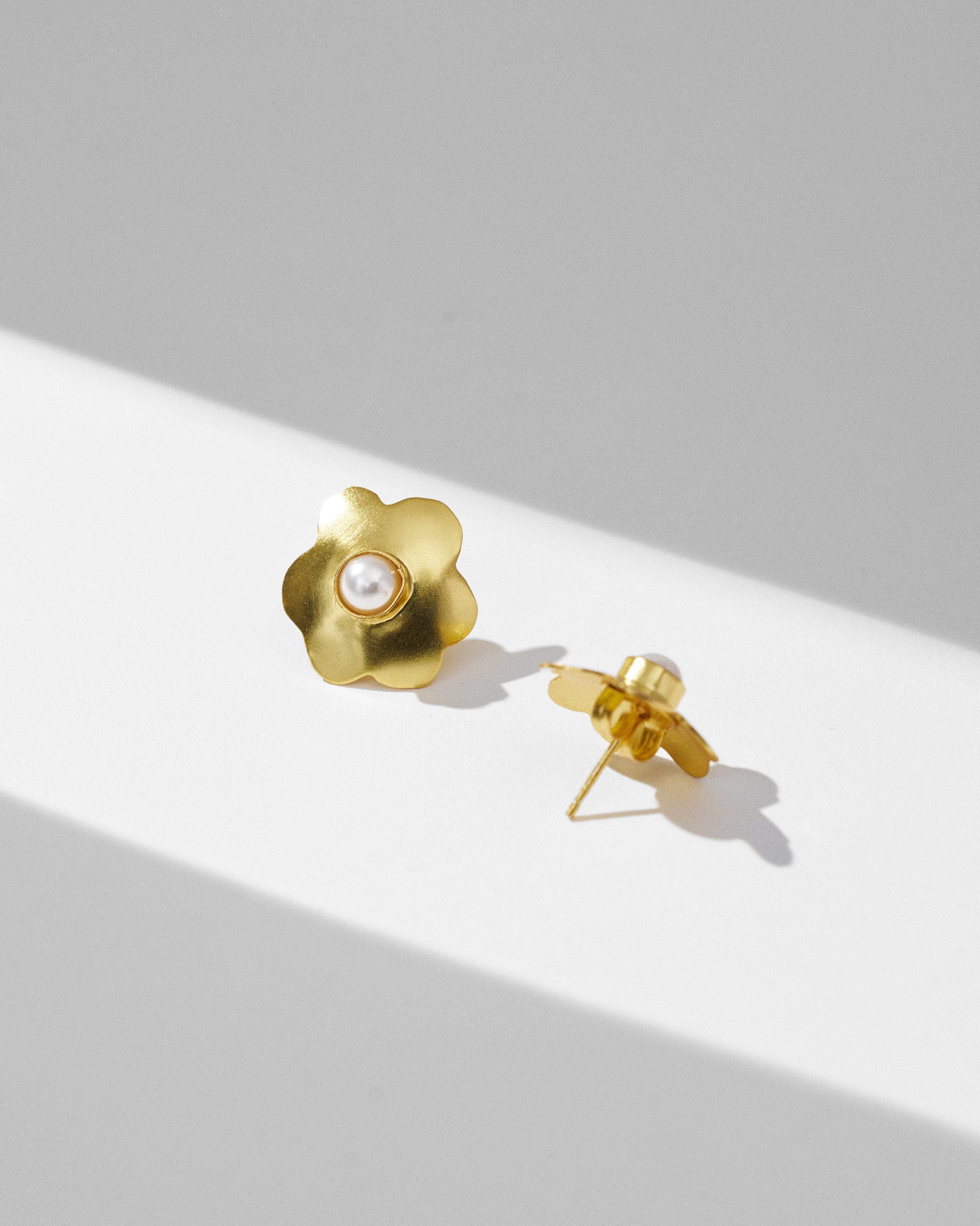 Micro Love Studs - Gold