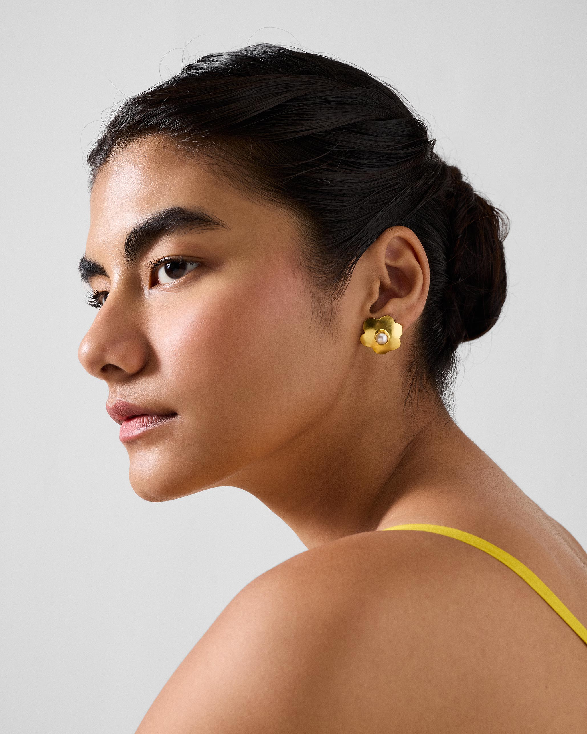 Micro Love Studs - Gold