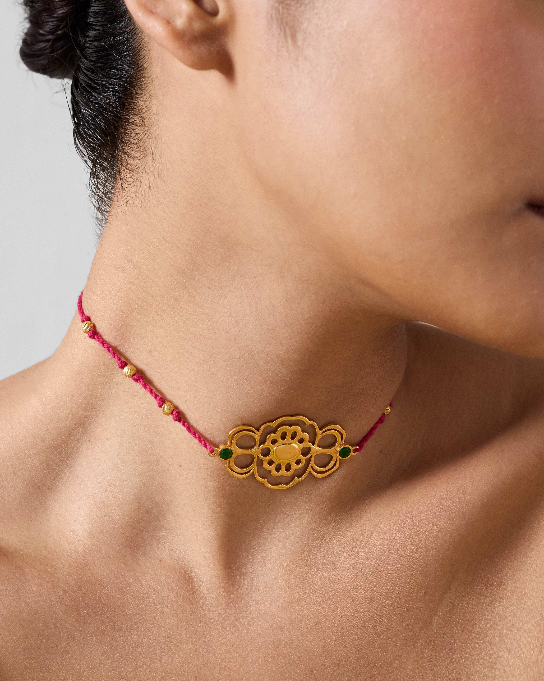 Titli Choker - Gold