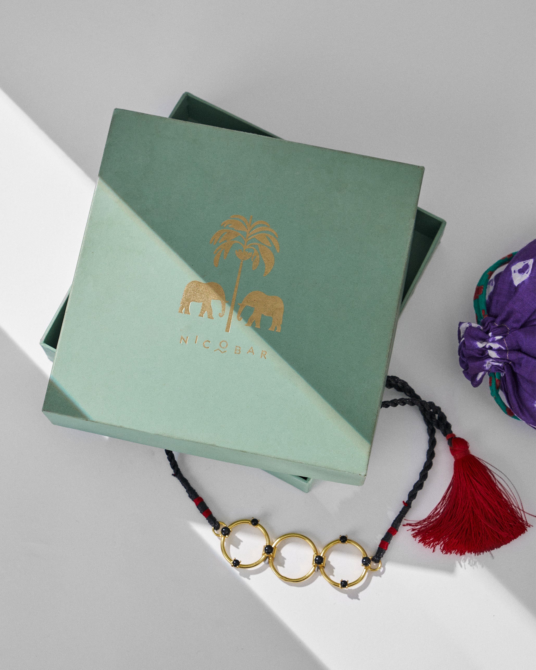 Oynx Necklace - Gold & Black