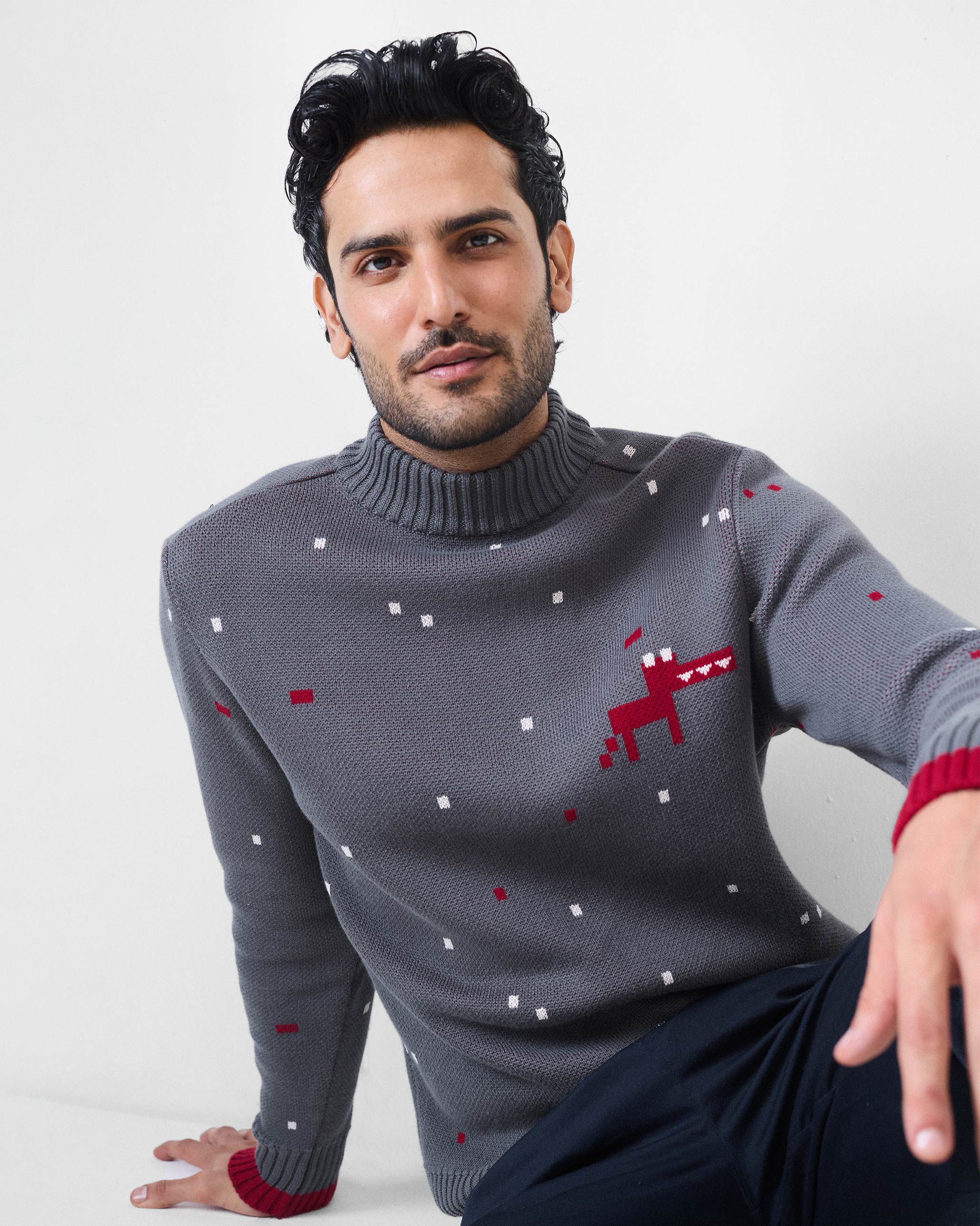 Crew Neck Sweater - Charcoal & Red