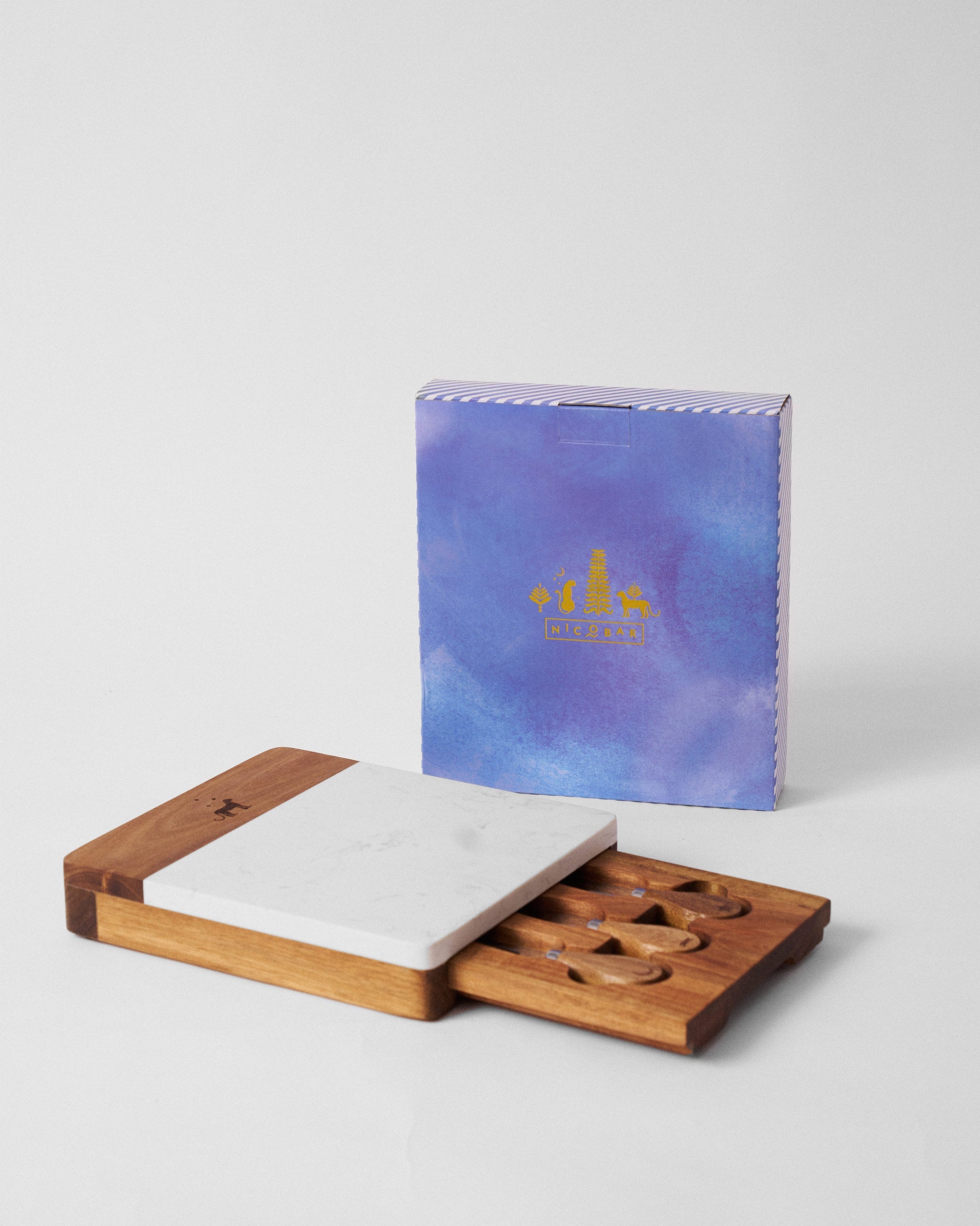 Sindhuraa Cheese Board with Knife