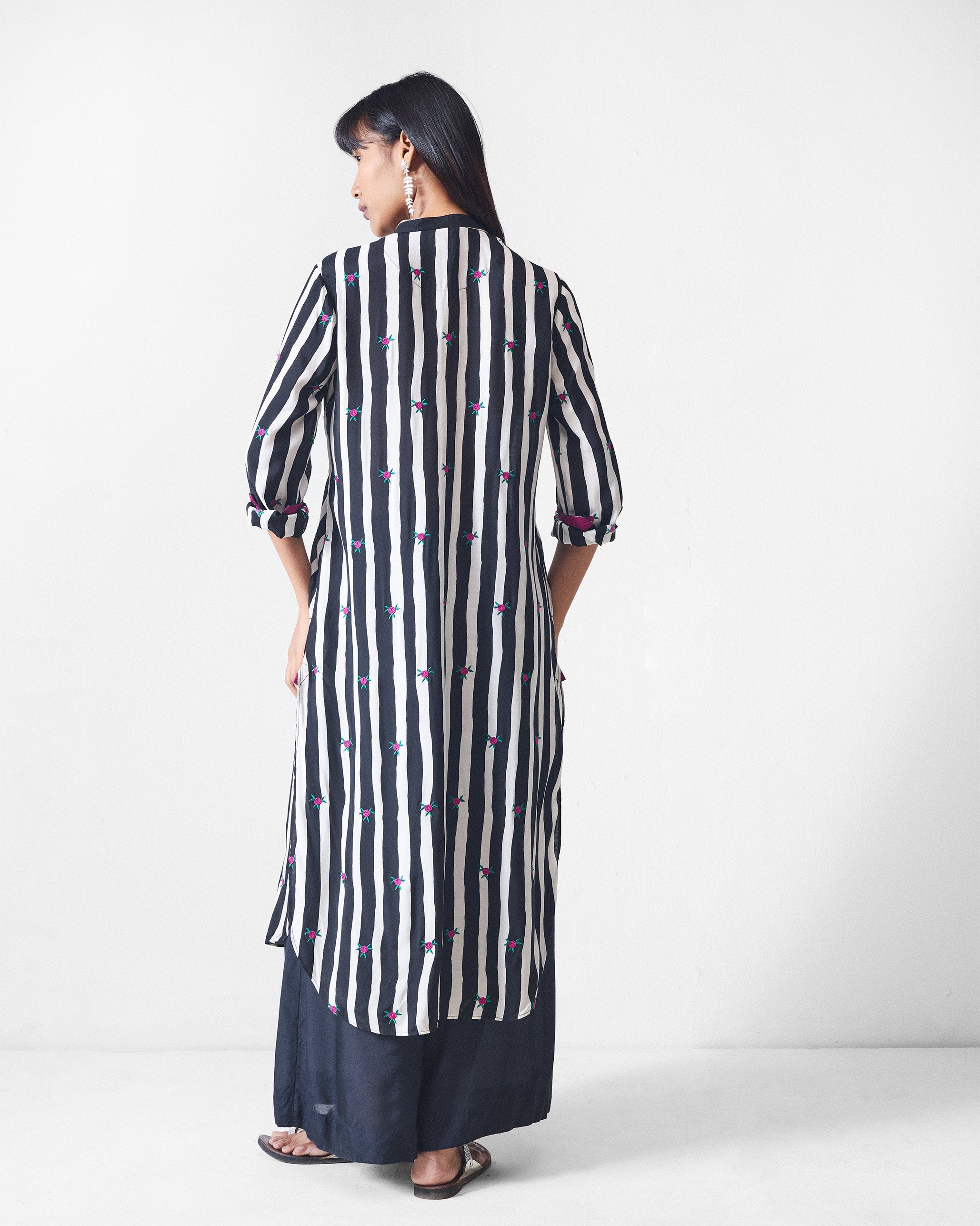 Basic Long Length Kurta - Black & Beige Printed