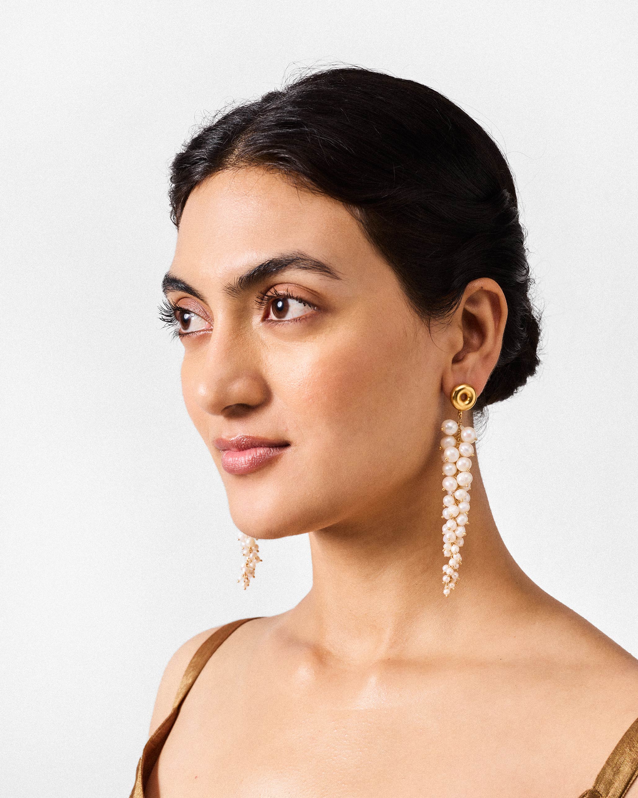 Mogra Shoulder Duster - Gold