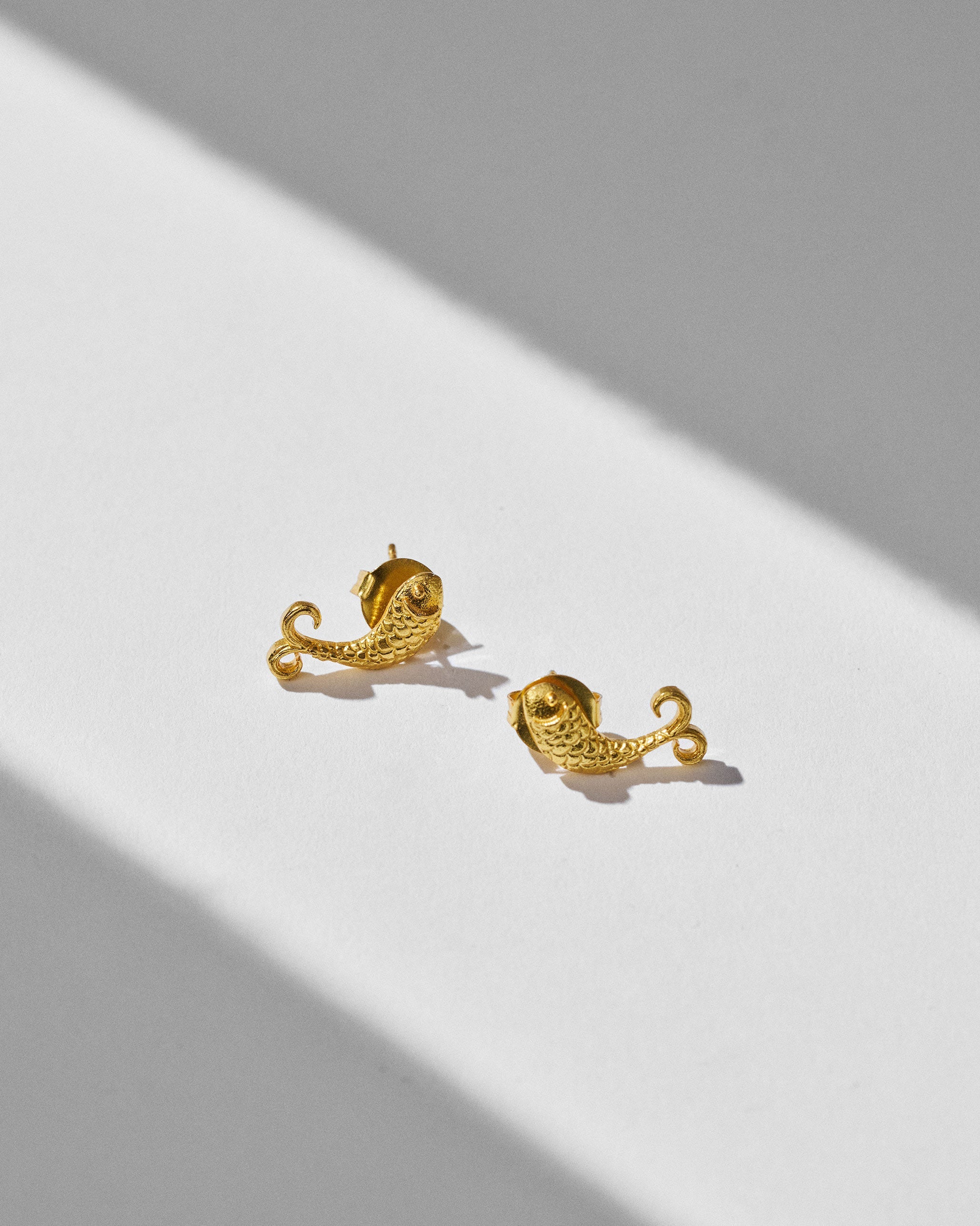 Jalpari Studs - Gold