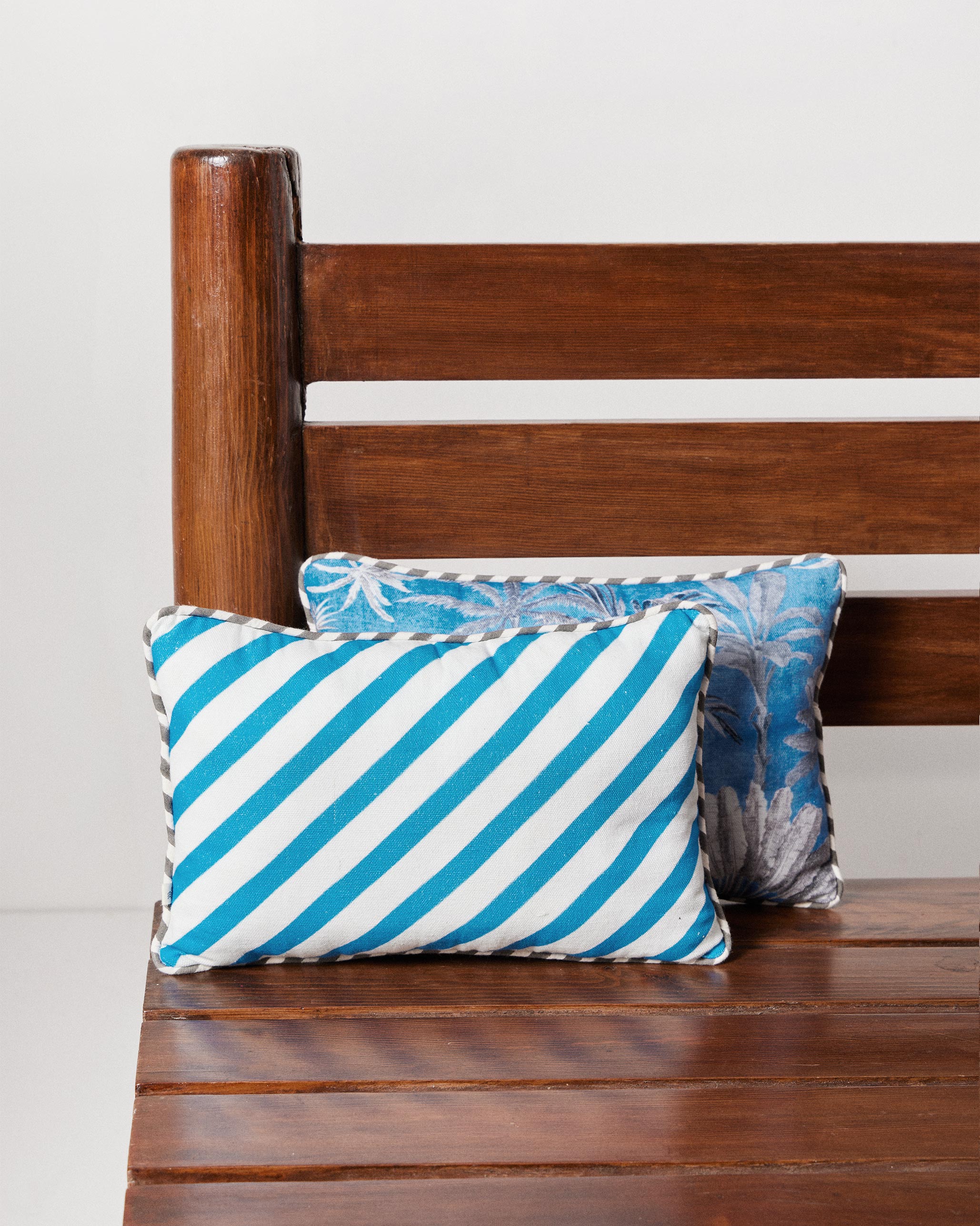 Sindhu Car Cushion- Charcoal