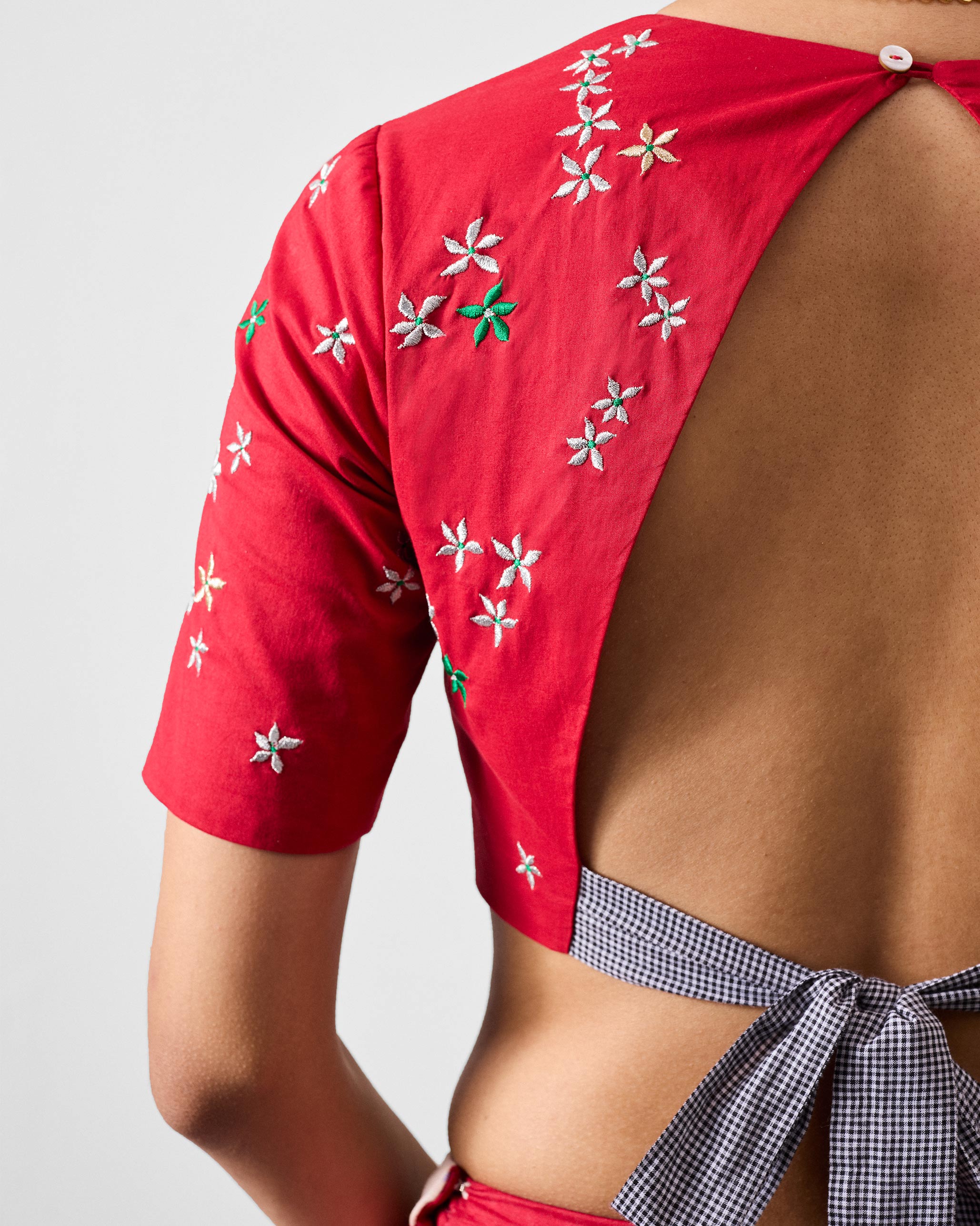 Inaaz Blouse - Red Embroidered