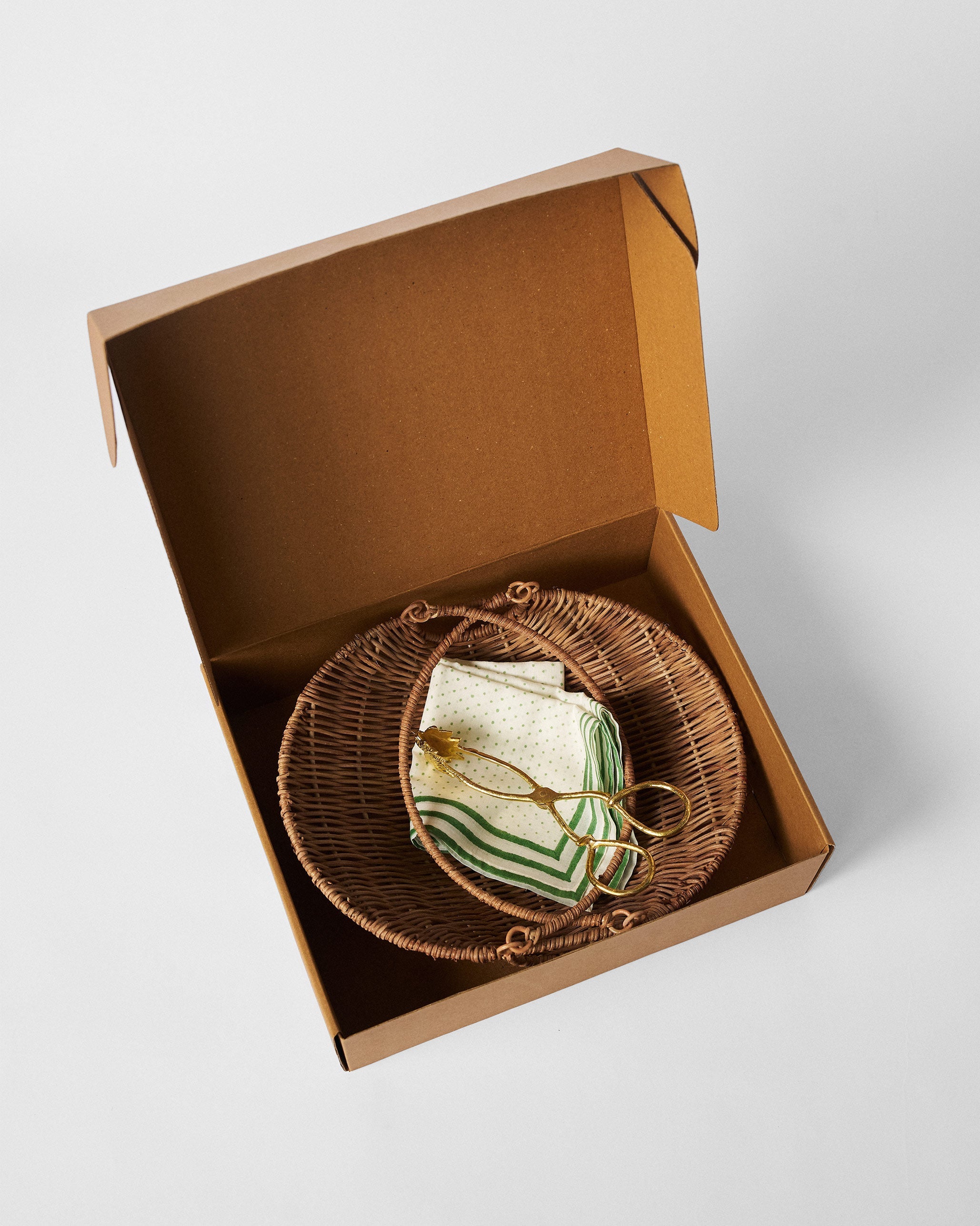 Ratan Bread Basket Set