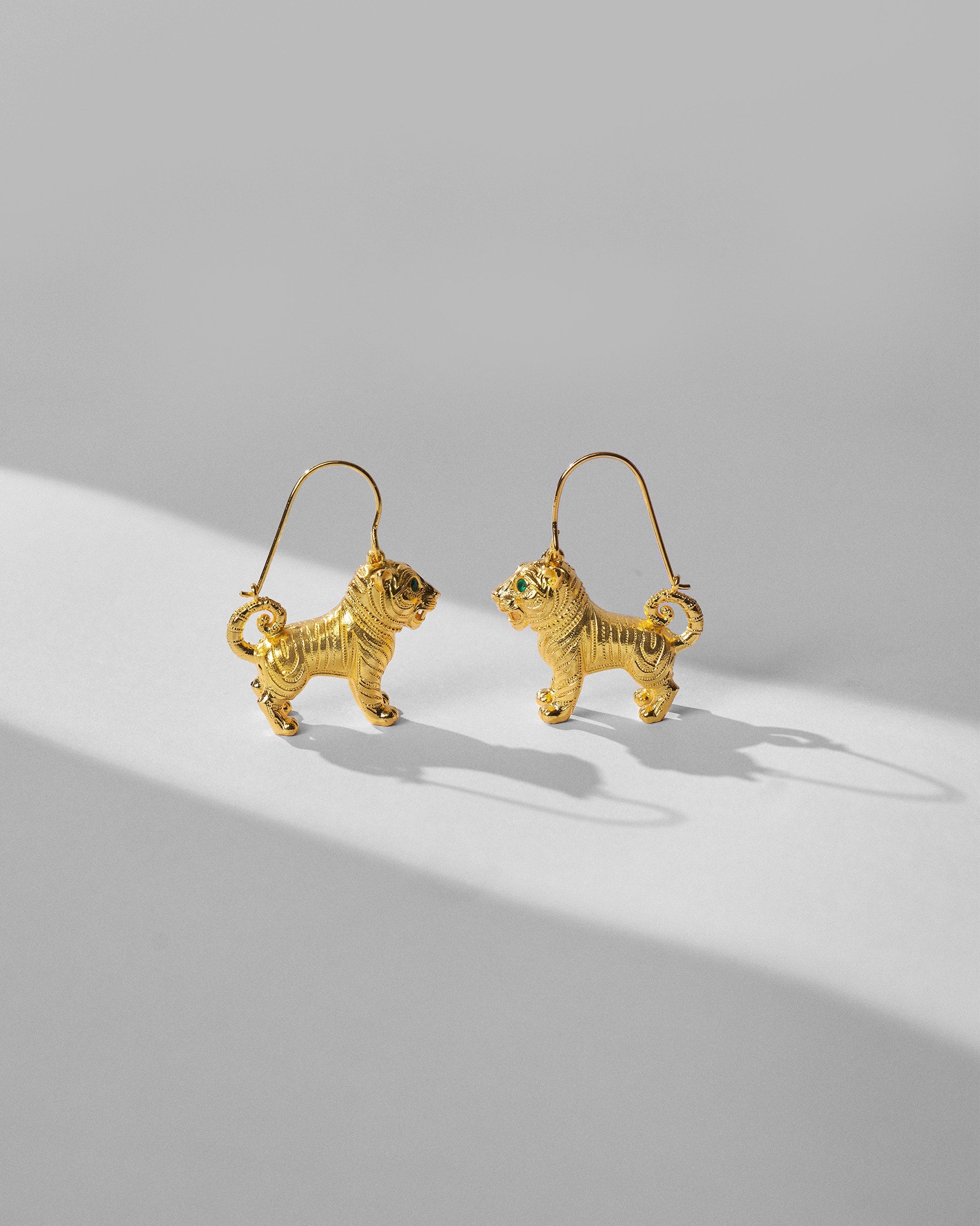 Roar Balis - Gold