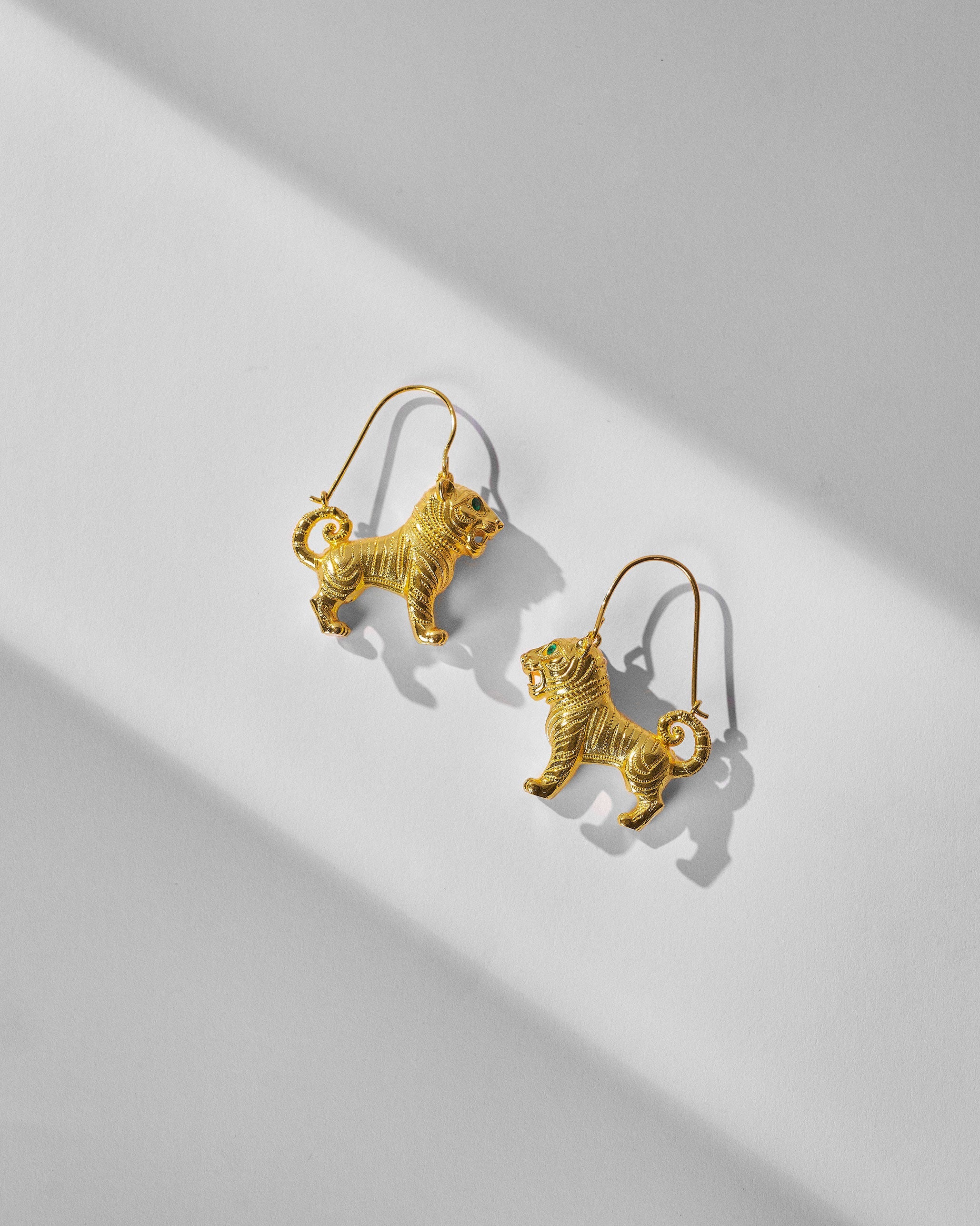 Roar Balis - Gold