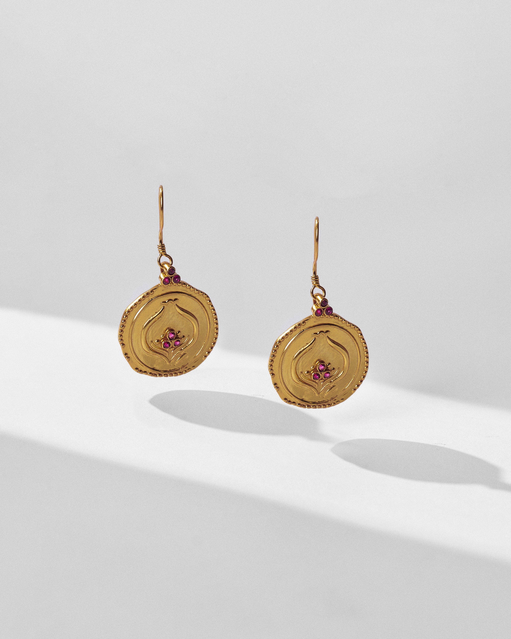 Anaar Dana Earrings - Gold