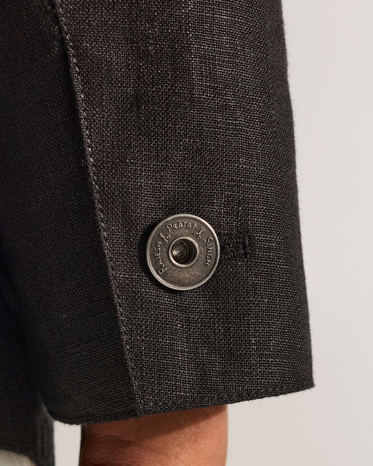 Gaur Bandhgala - Black