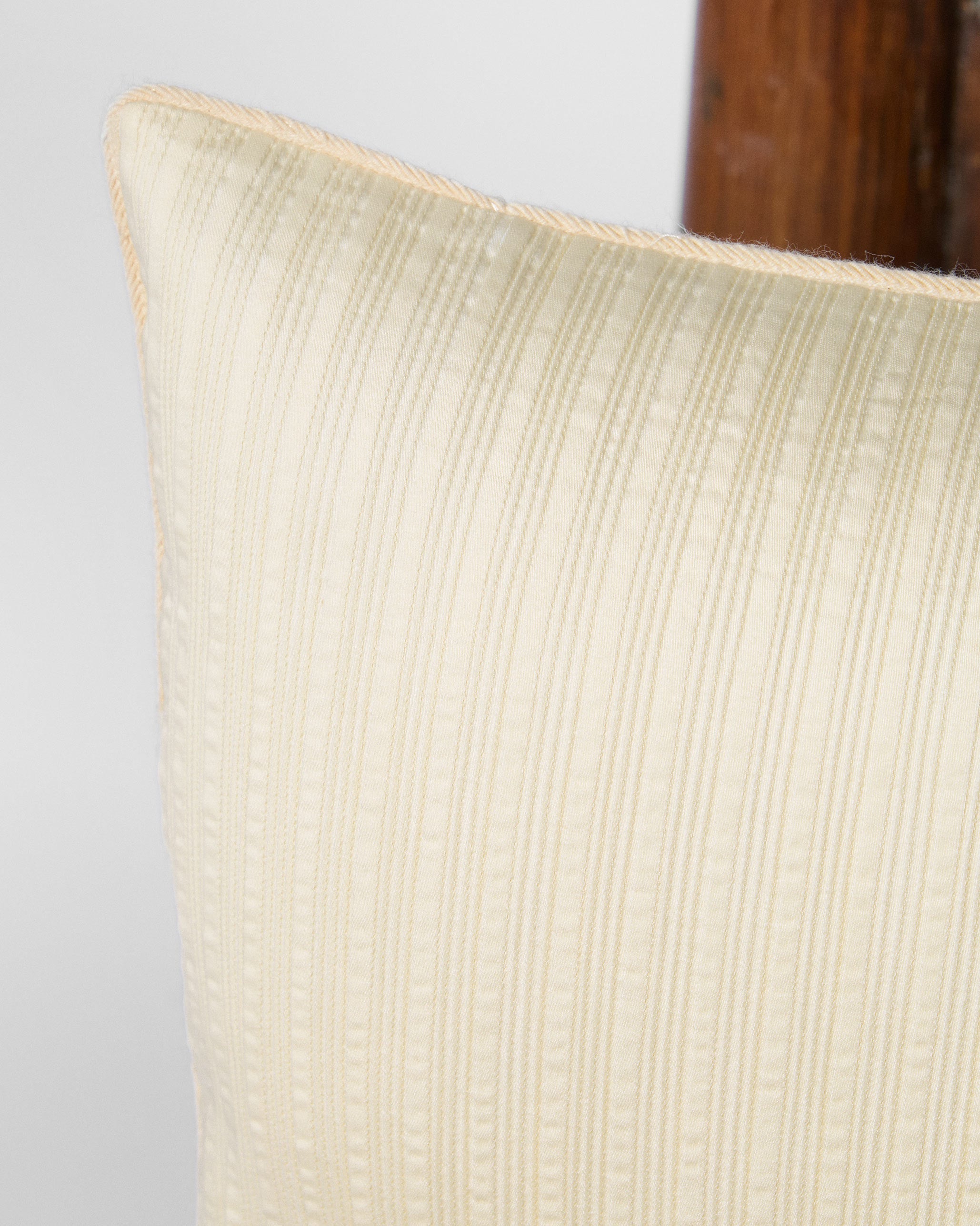 Nilgiri Champaca Pintuck Cushion