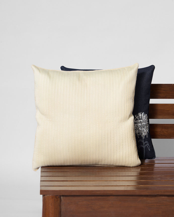 Shola Variegated Cushion
