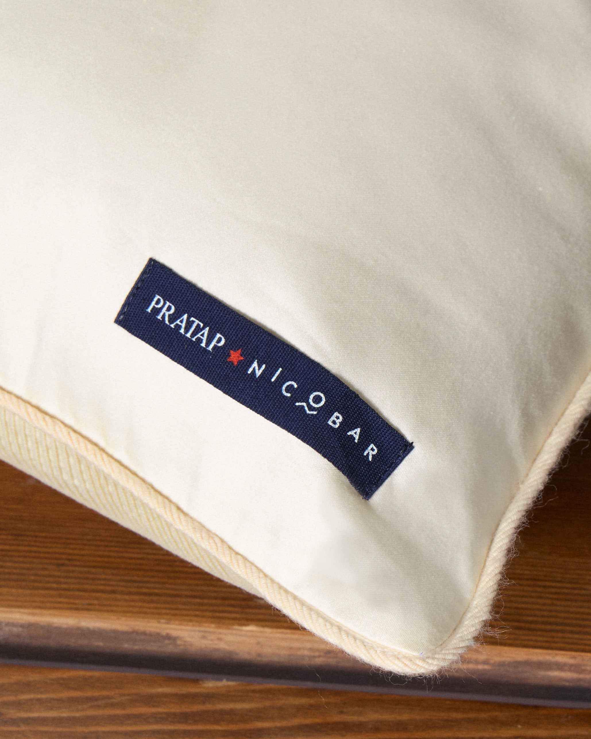 Shola Variegated Cushion
