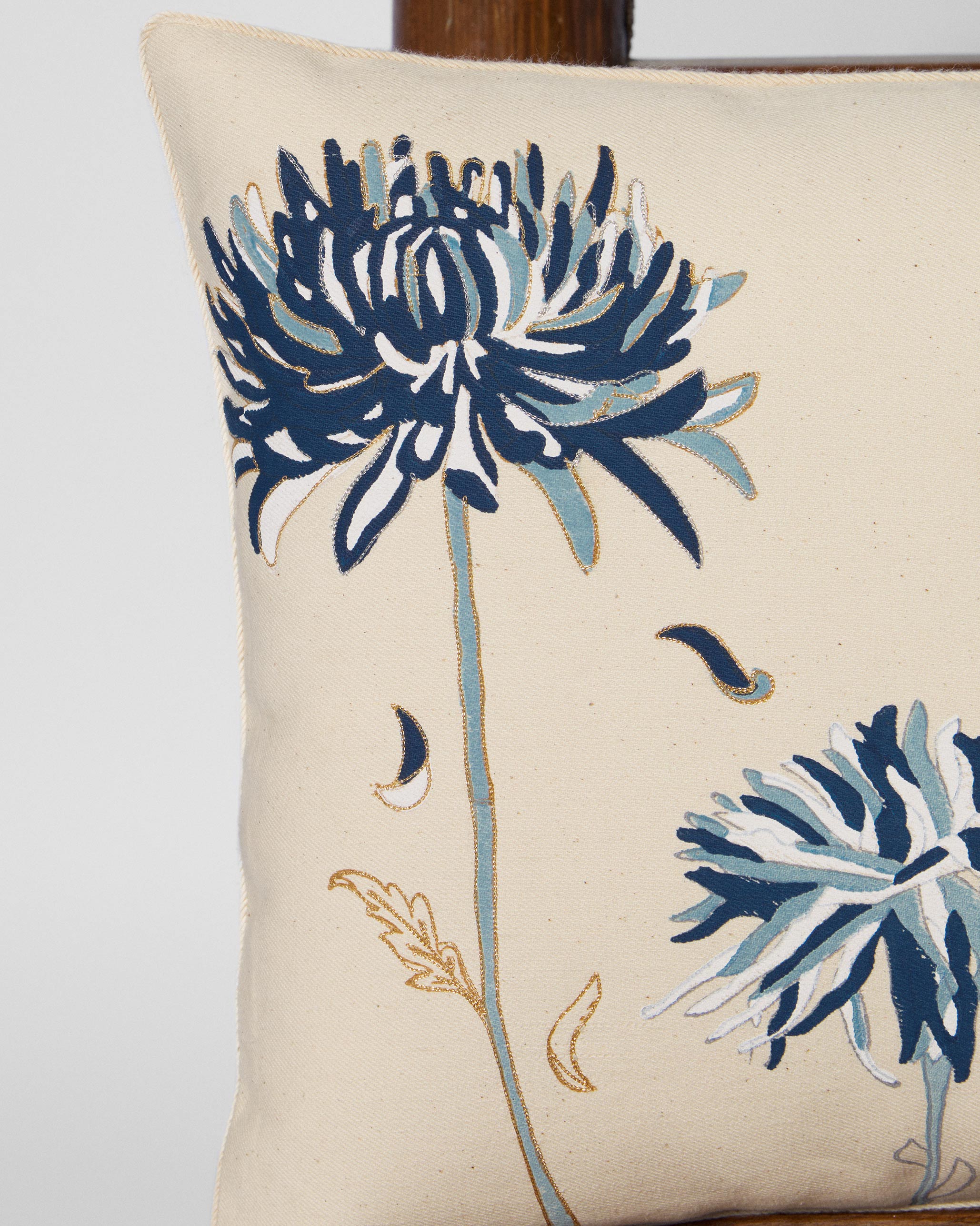 Guldaudi Printed Lumbar Cushion