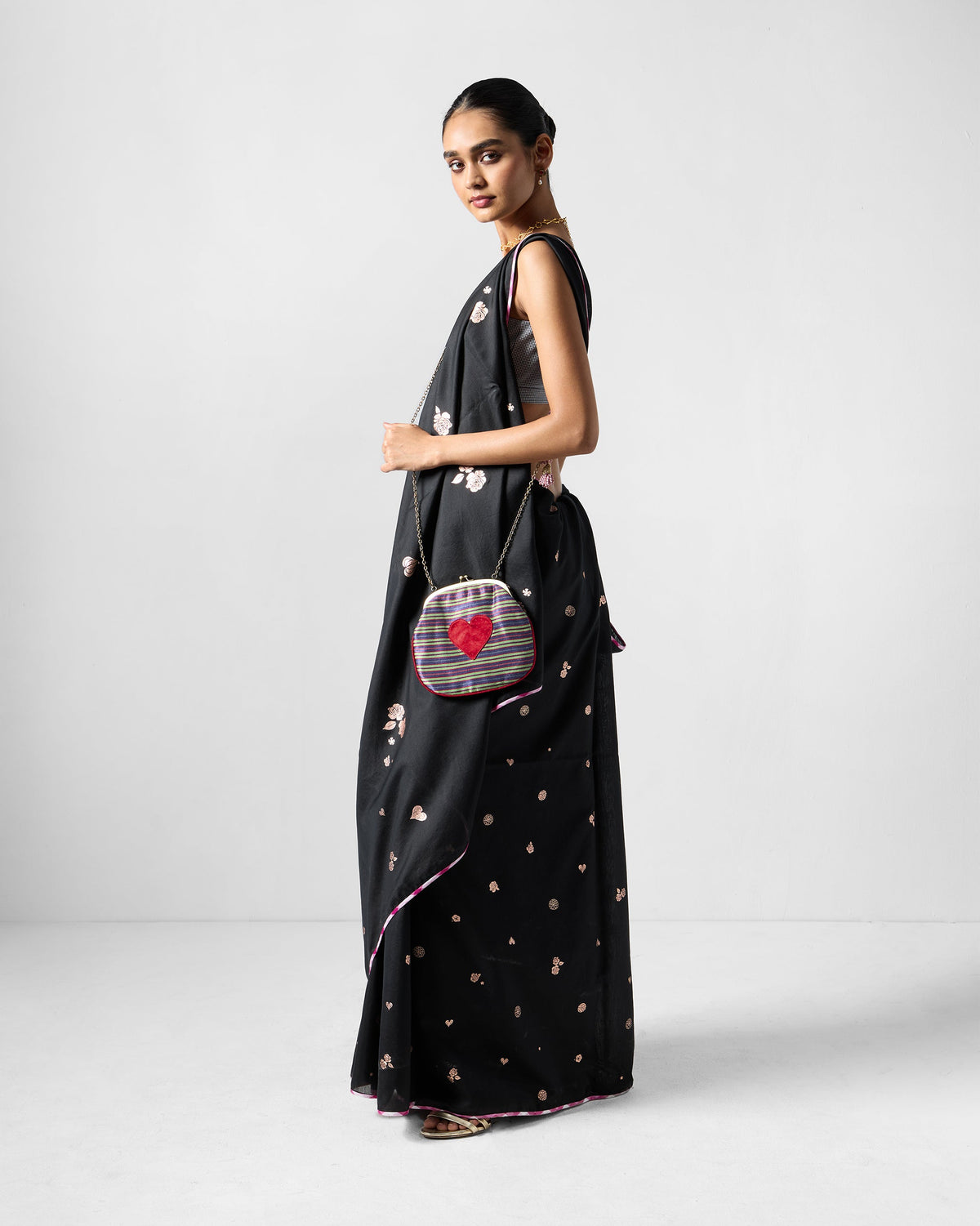 Irina Sari & Blouse - Black & Pink Printed