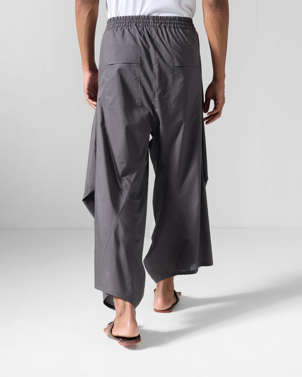 Tahir Pants - Charcoal