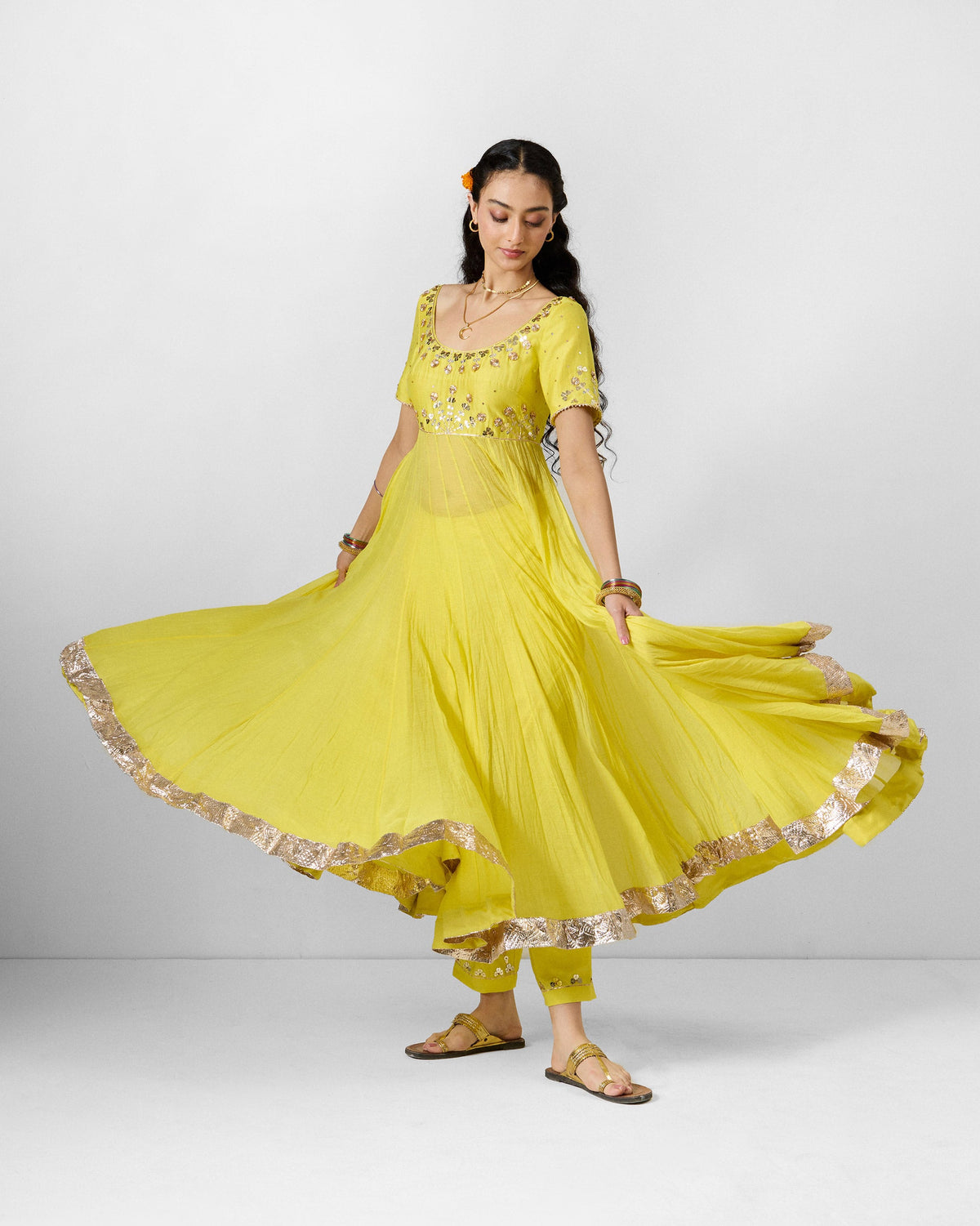 look2_Festive Gatherings