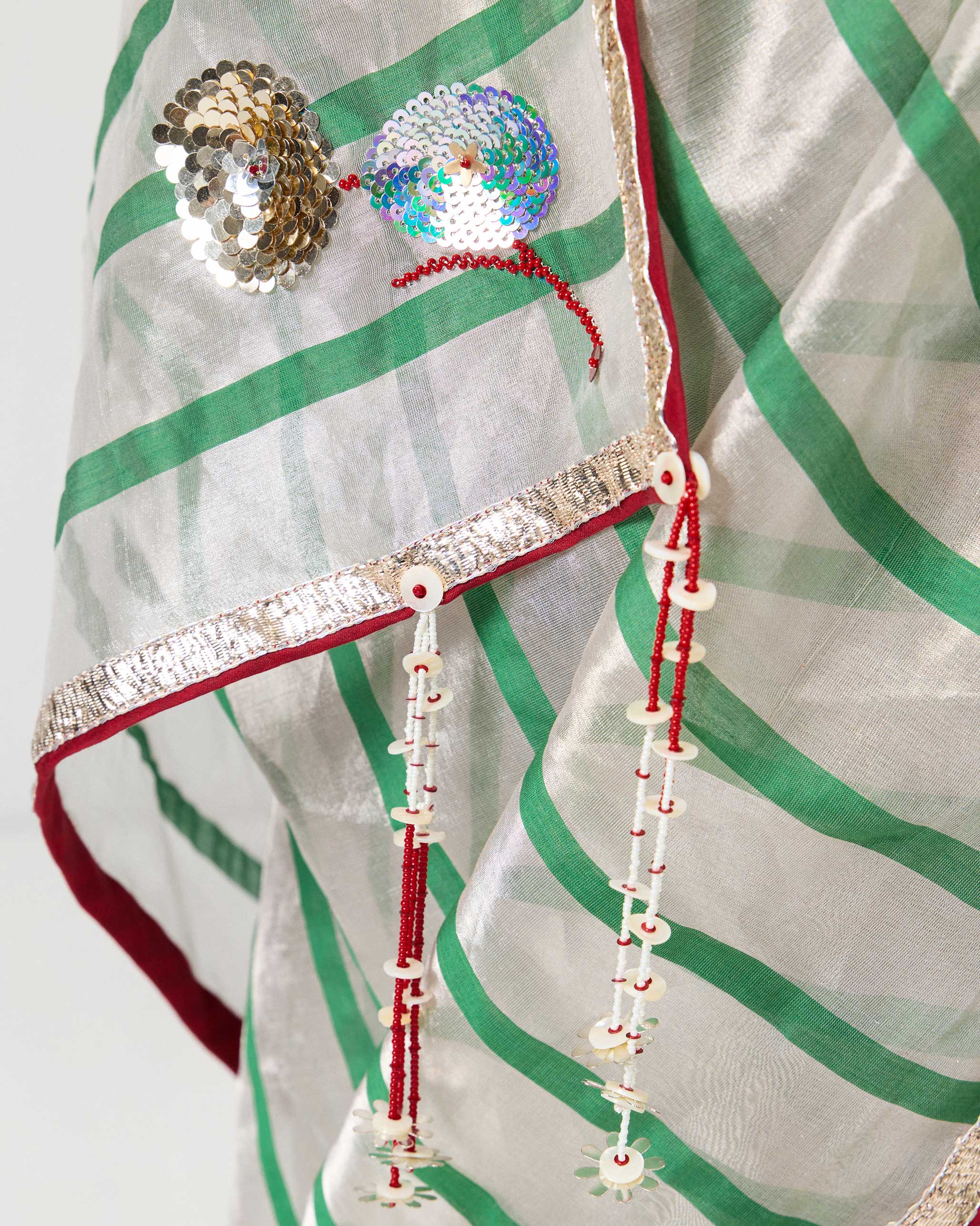 Baga Sari - Green & White Embroidered