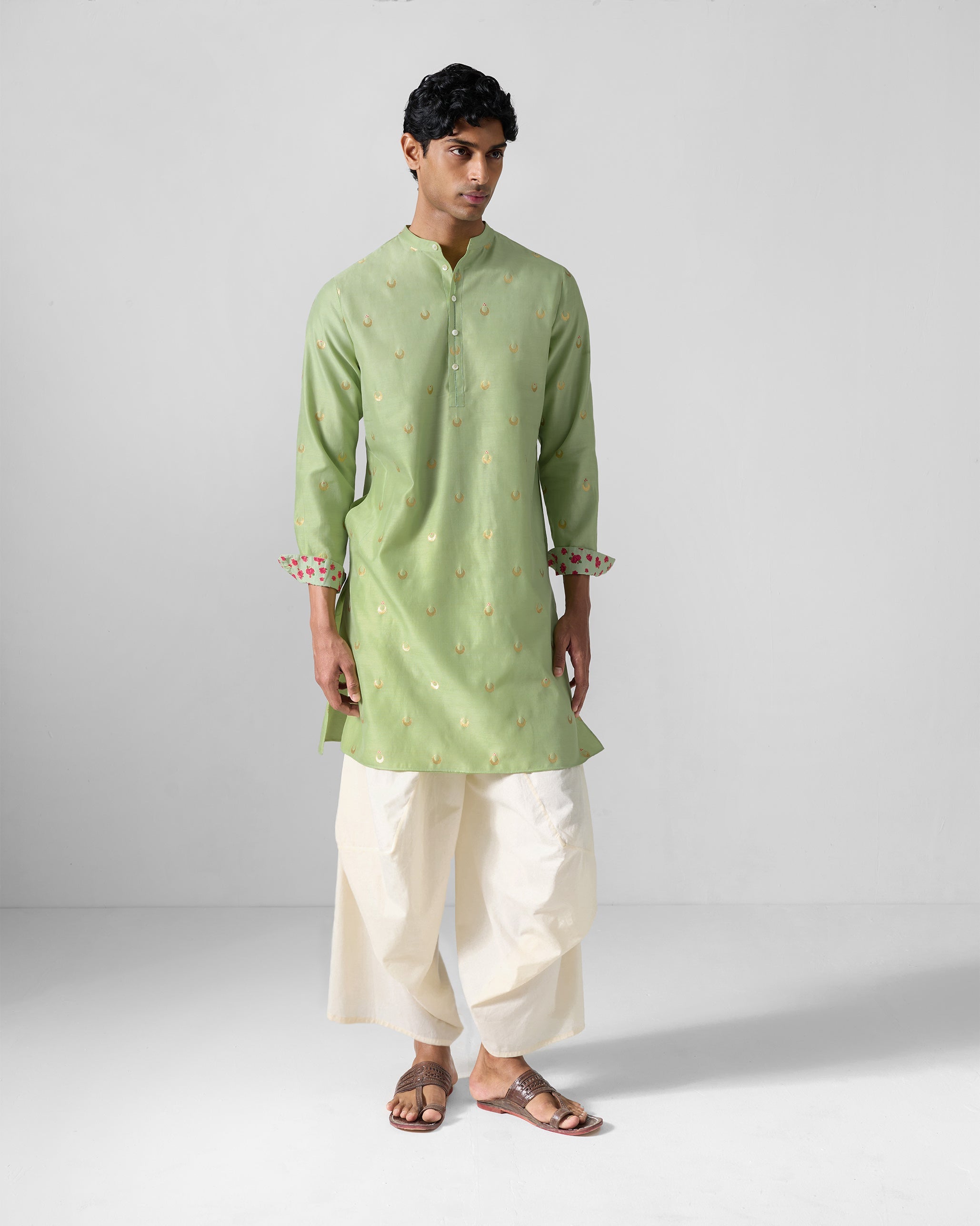 look2_Festive Gatherings
