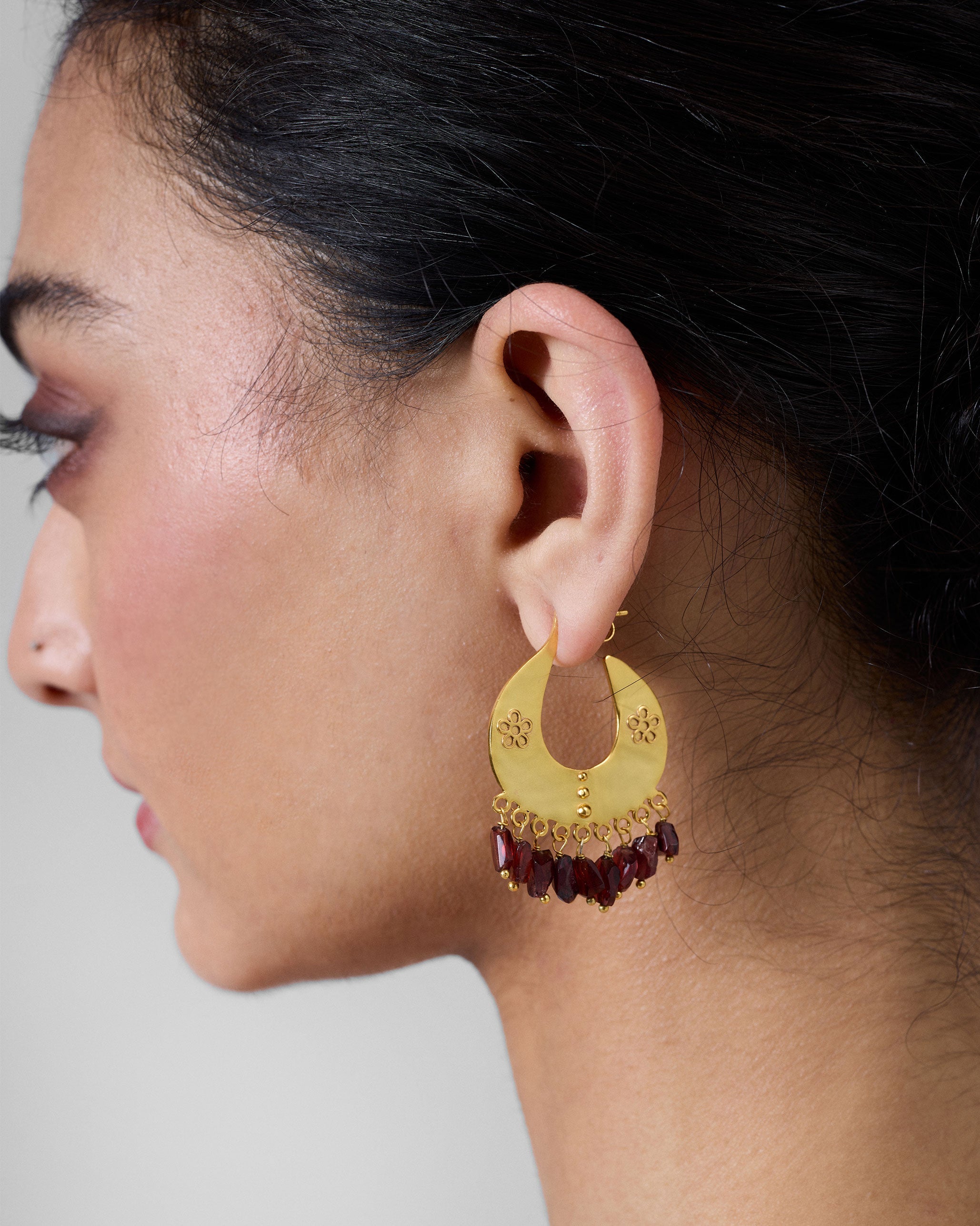 Anaar Earrings - Gold