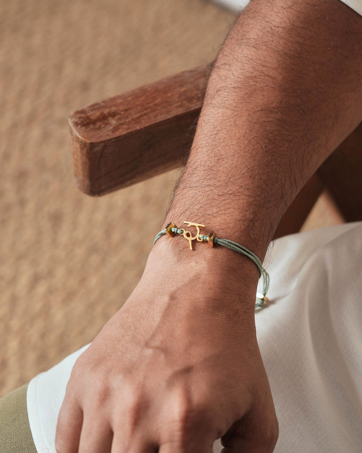 The Rimjhim Rakhi Set