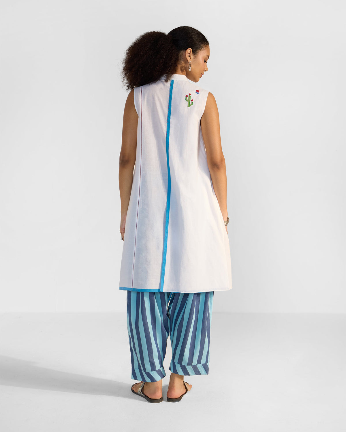 Riha Kurta - White