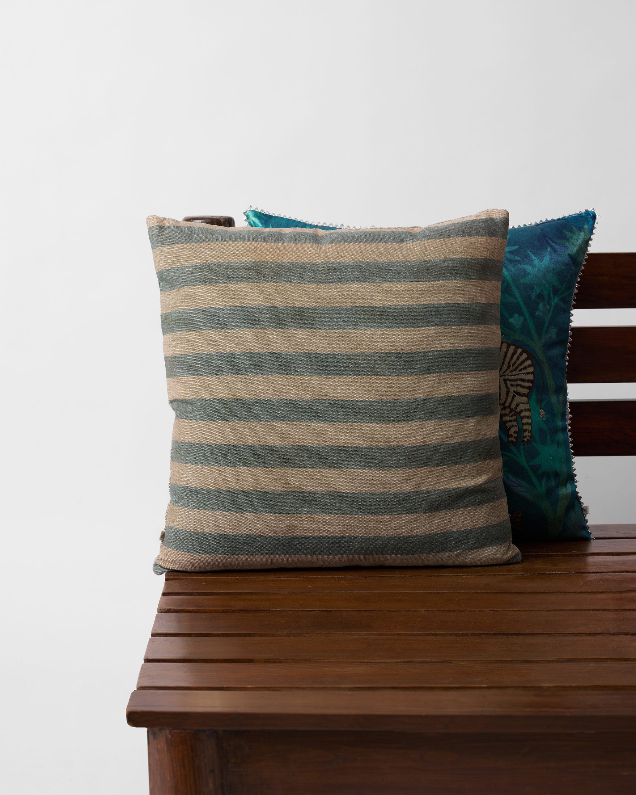 Pomme Cushion Cover