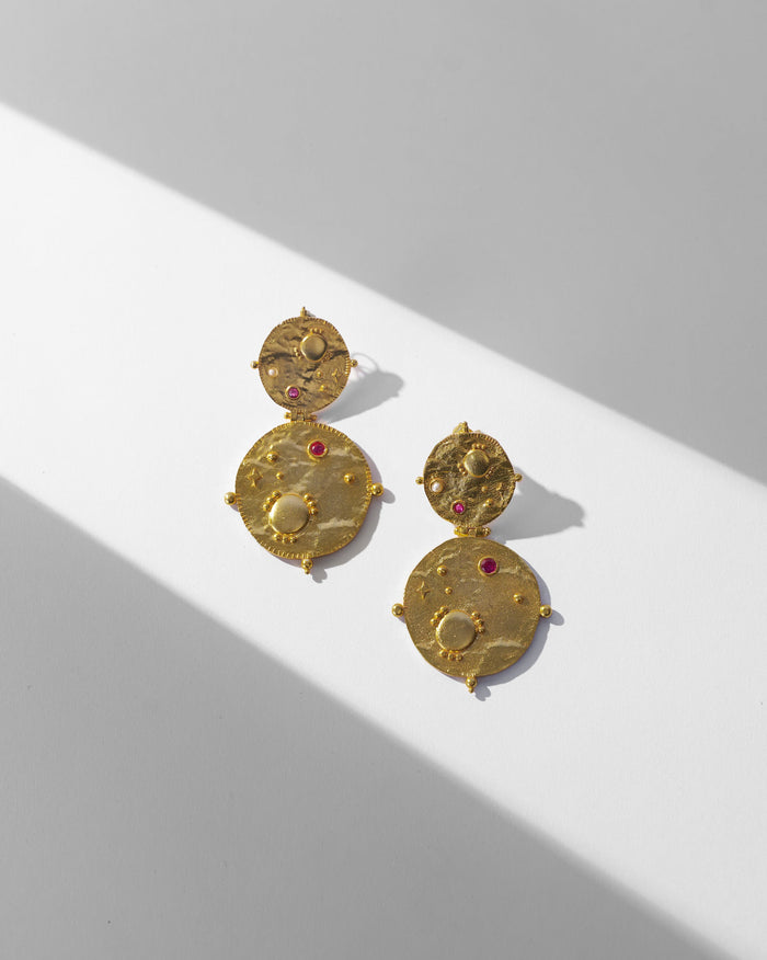 Rishi Earrings - Gold