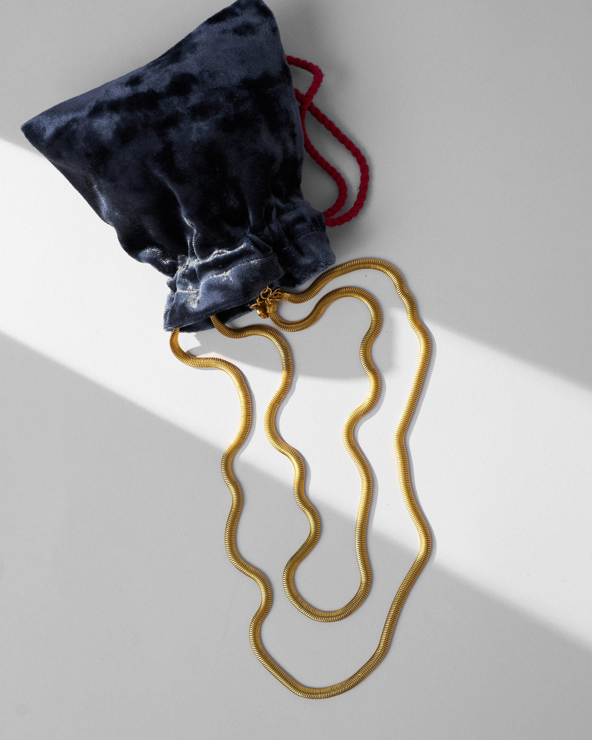 Layered Herringbone Chain - Gold