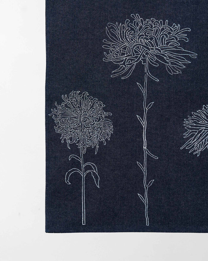 Chandramallika Table Runner