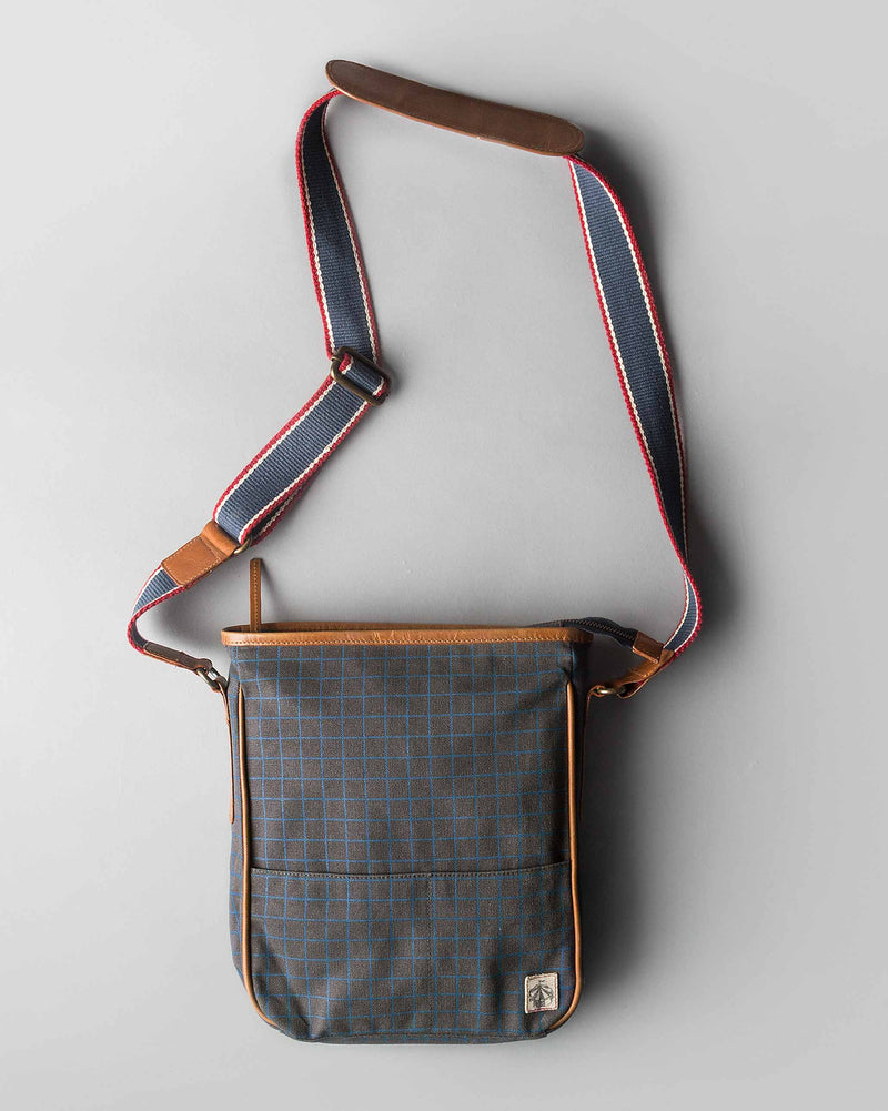 The Perfect Travel Messenger - Charcoal