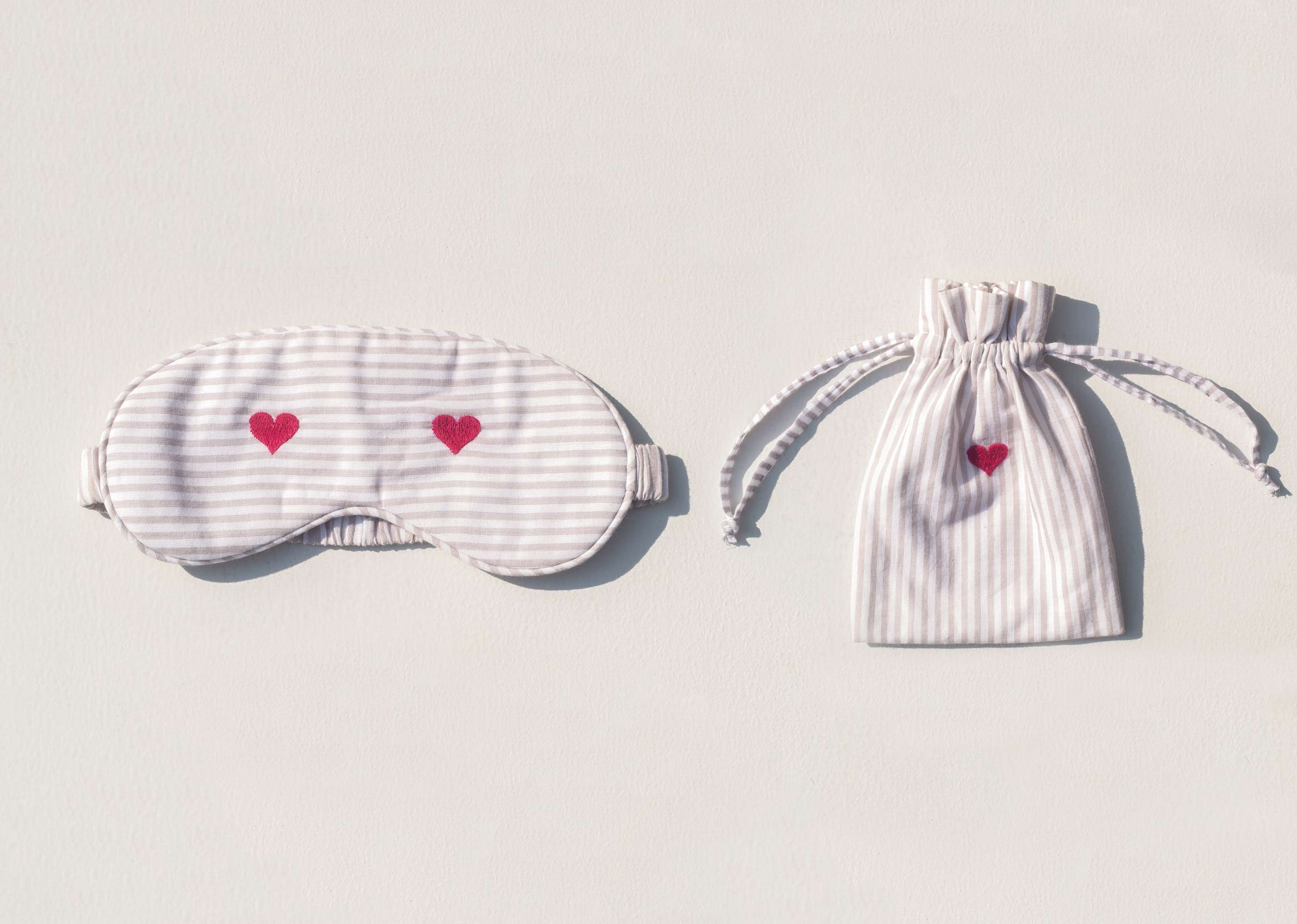 Heart Snooze Eye Mask with Pouch